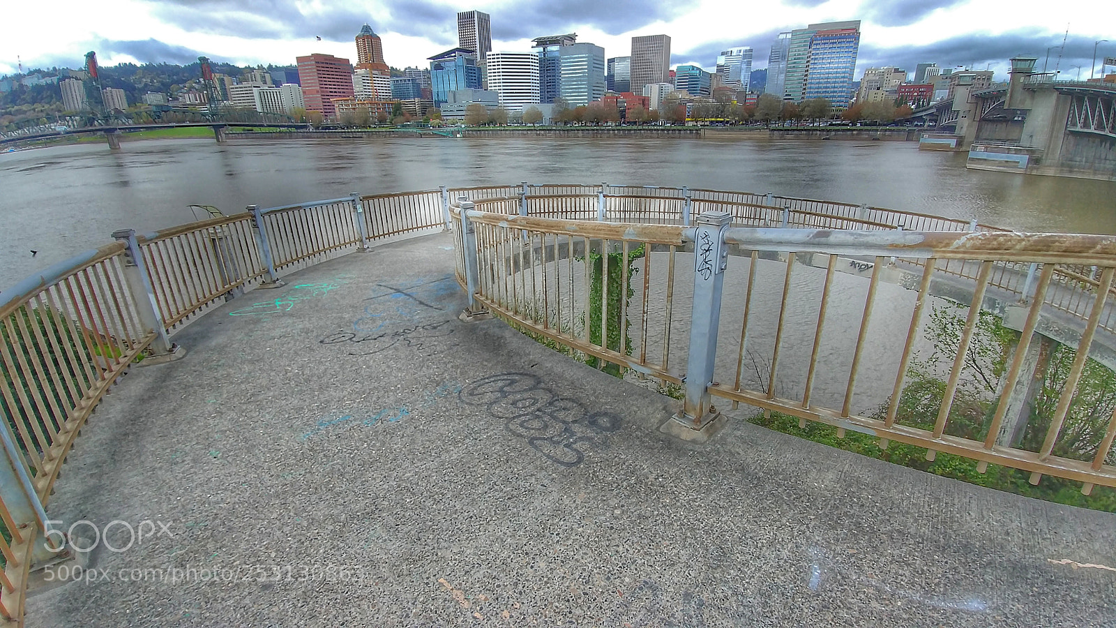 LG G6 sample photo. Eastbank esplanade, portland or photography