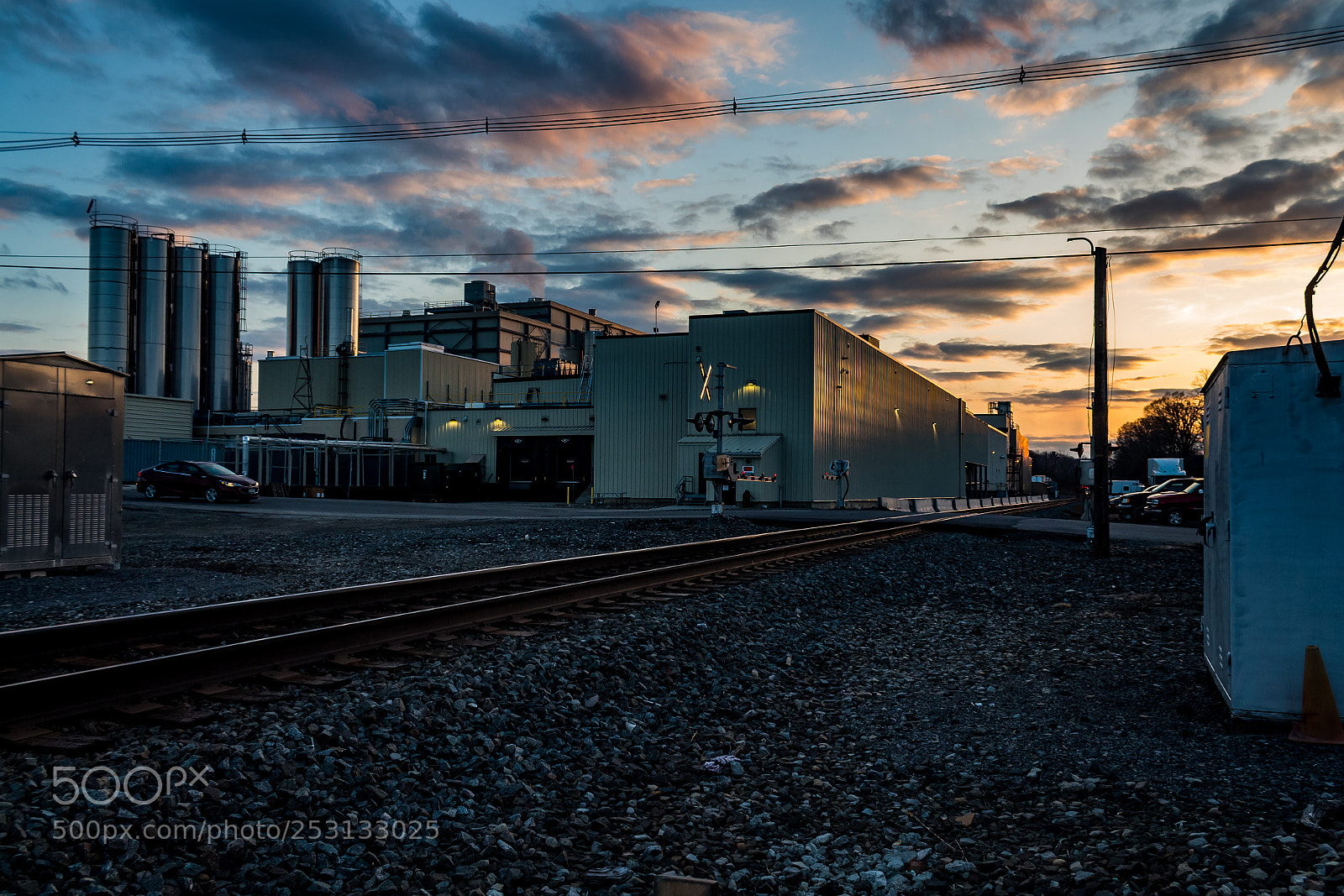 Canon EOS 1300D (EOS Rebel T6 / EOS Kiss X80) sample photo. Train track sunset photography