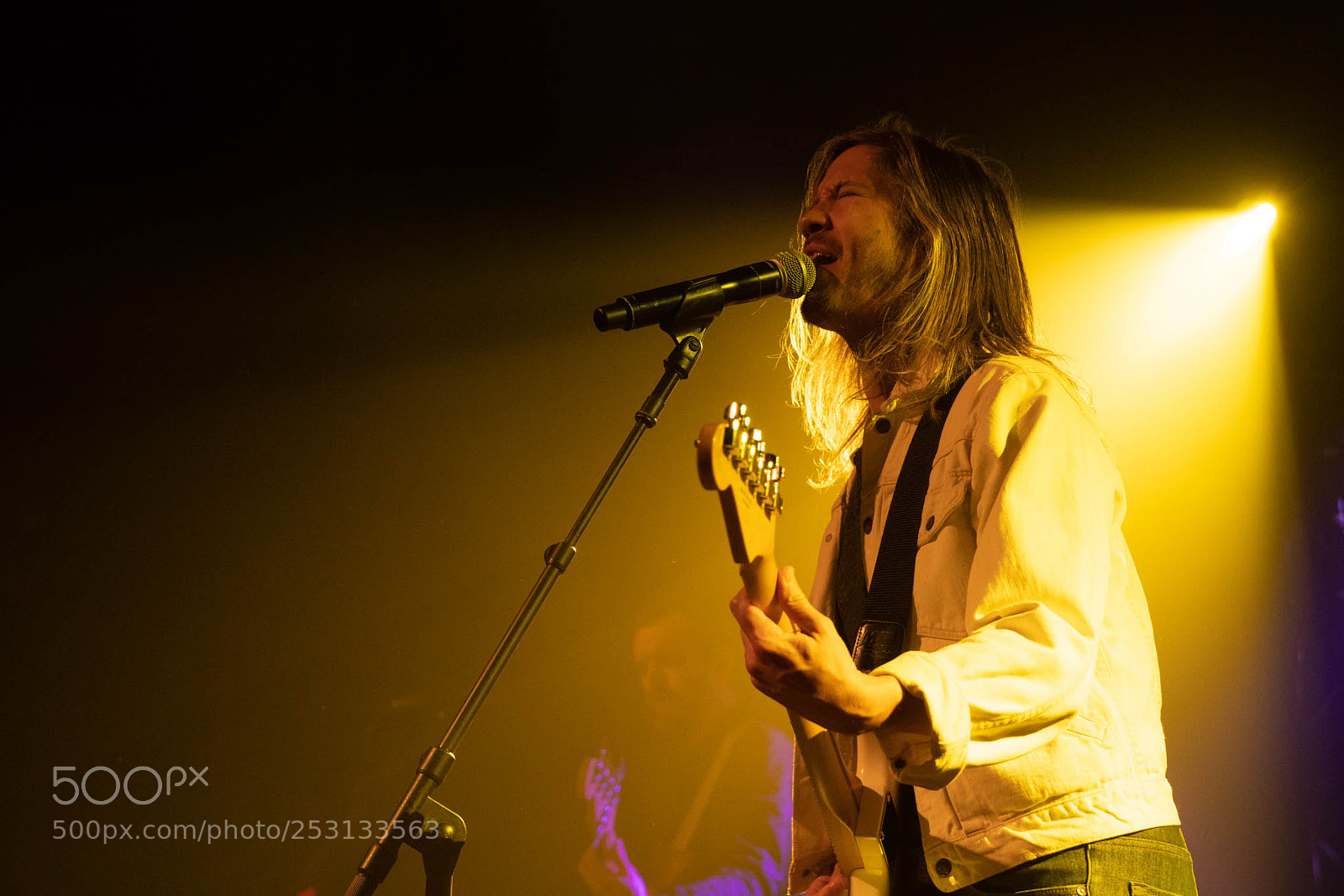 Sony a7R III sample photo. Moon taxi photography