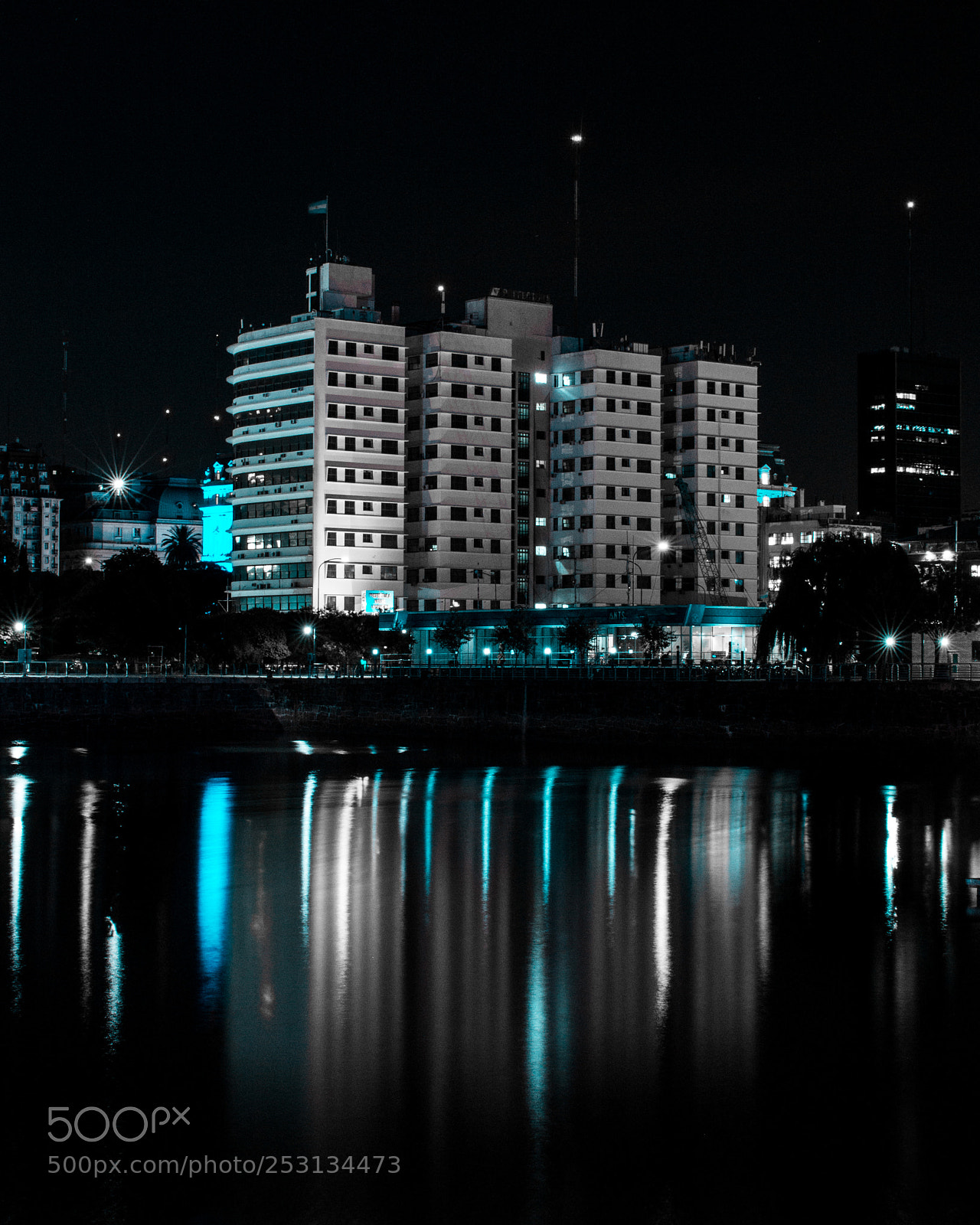 Canon EOS 70D sample photo. Edificios photography