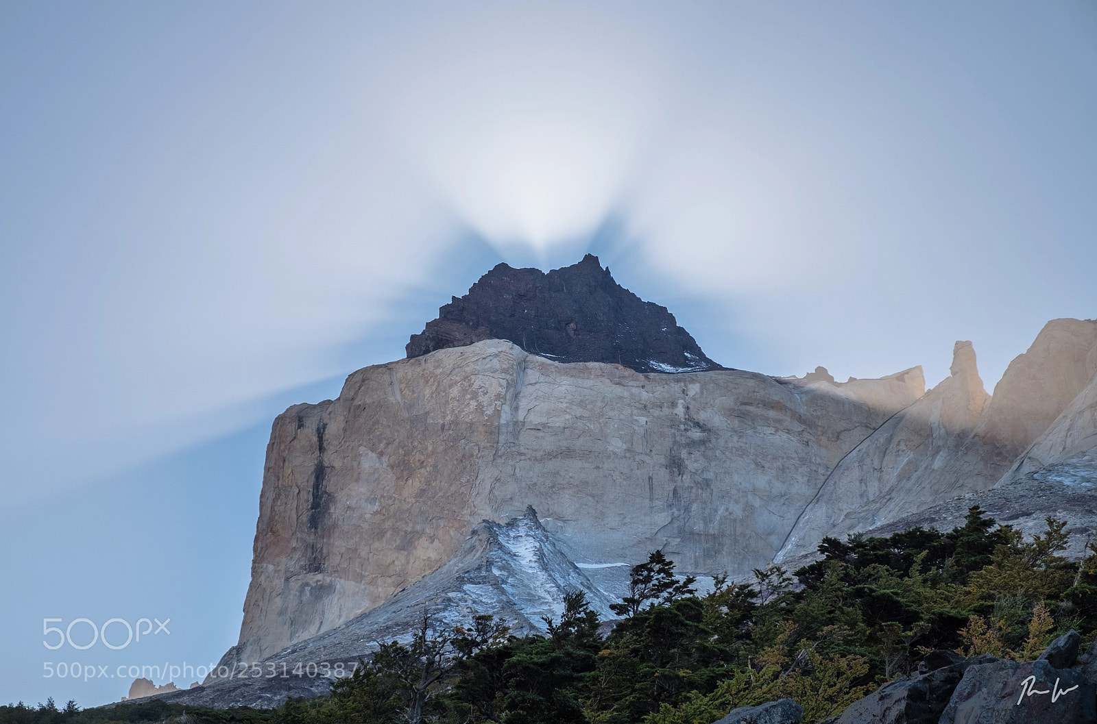 Fujifilm X-E2S sample photo. Sun behind los cuernos photography