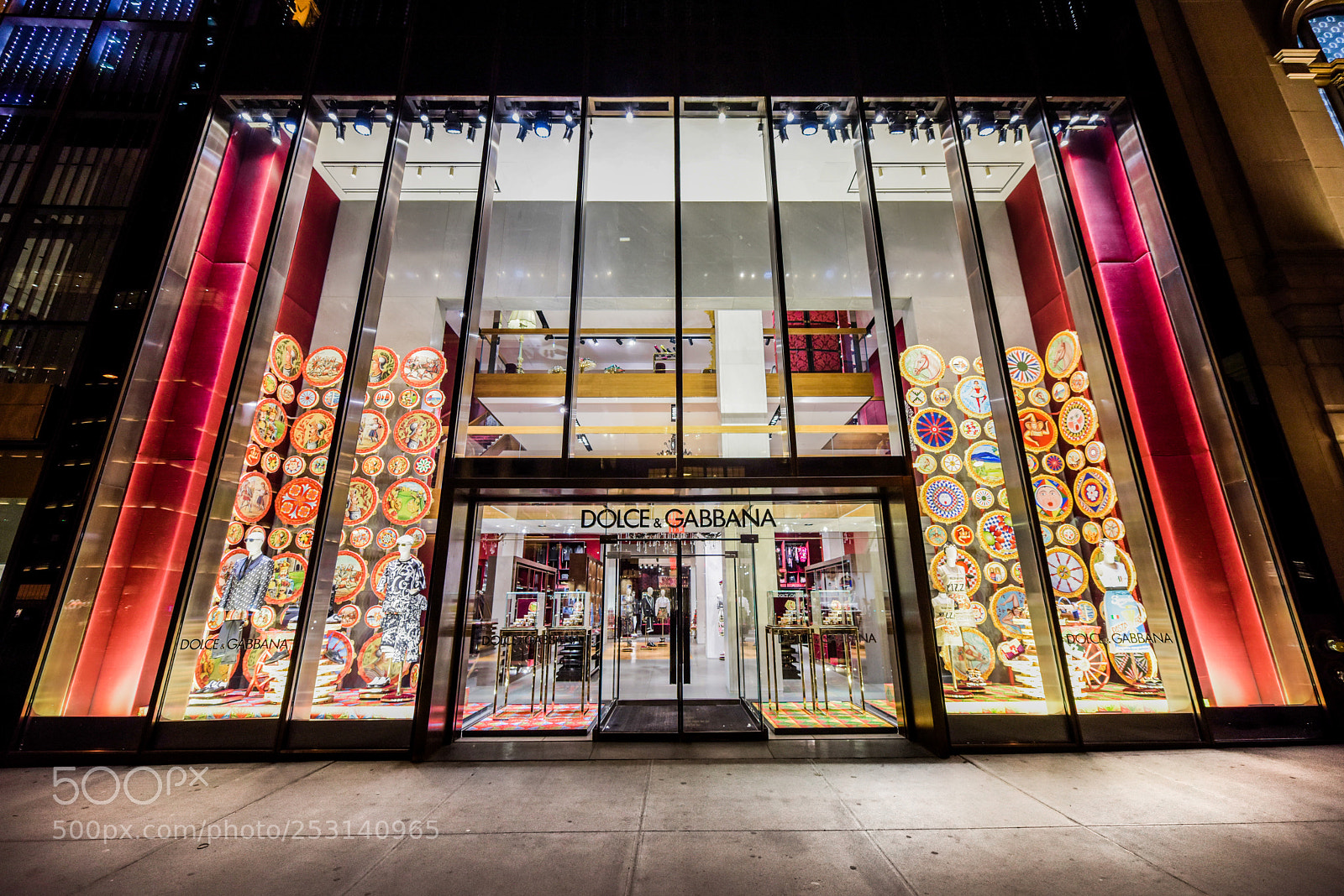 Nikon D810 sample photo. Exclusion door´s photography