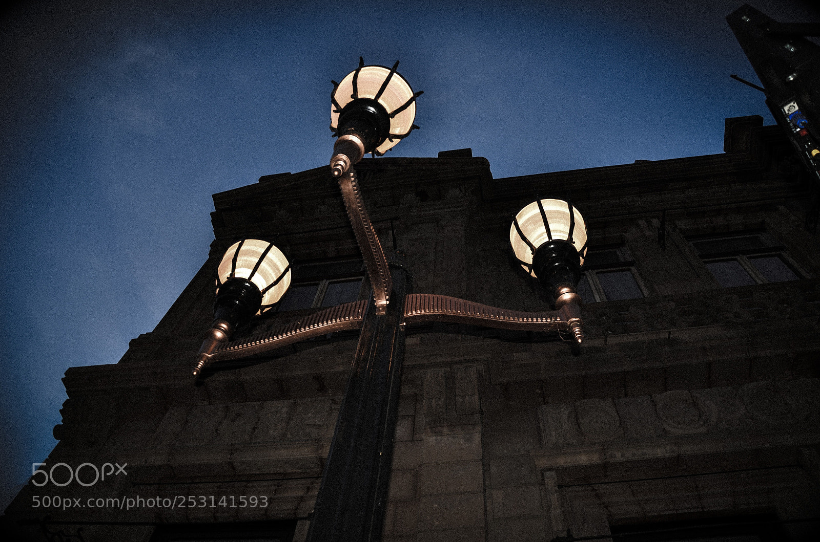 Nikon D7000 sample photo. Twilight in the centro. photography