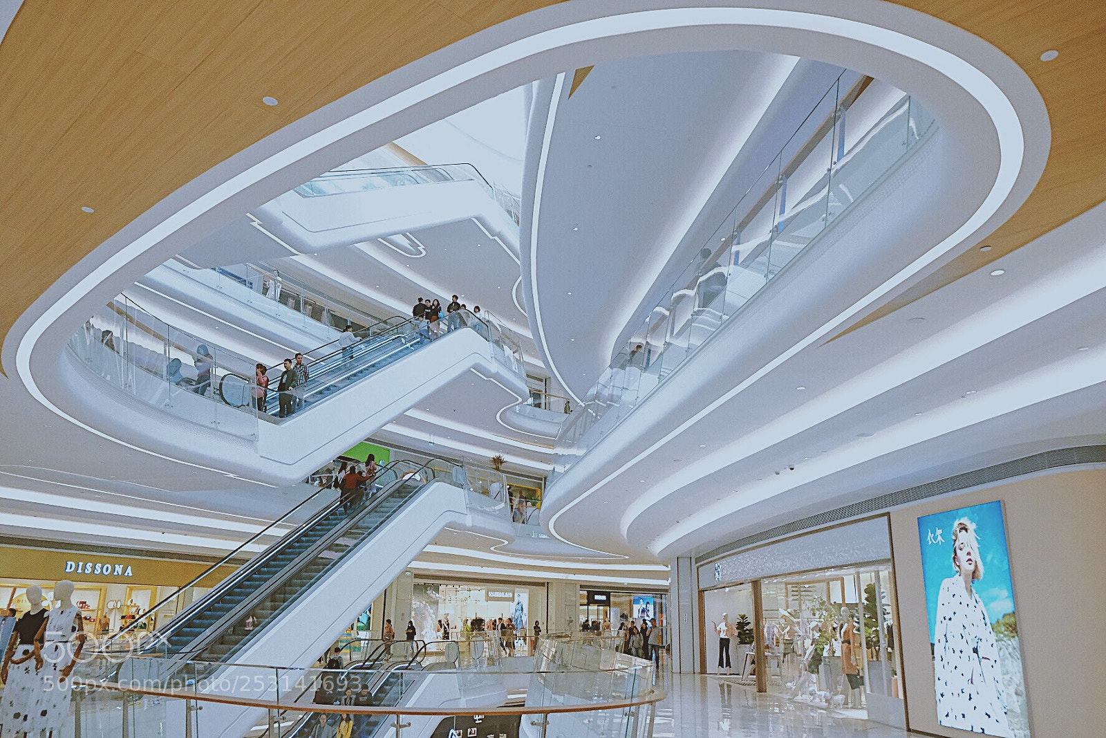 Fujifilm X-T2 sample photo. Yifang shopping center photography