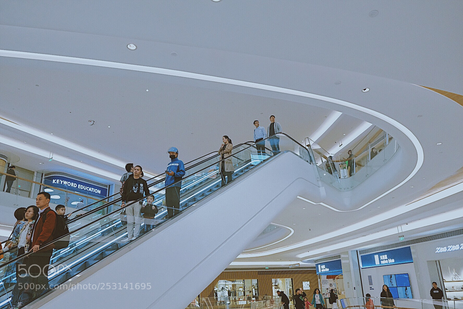 Fujifilm X-T2 sample photo. Yifang shopping center photography