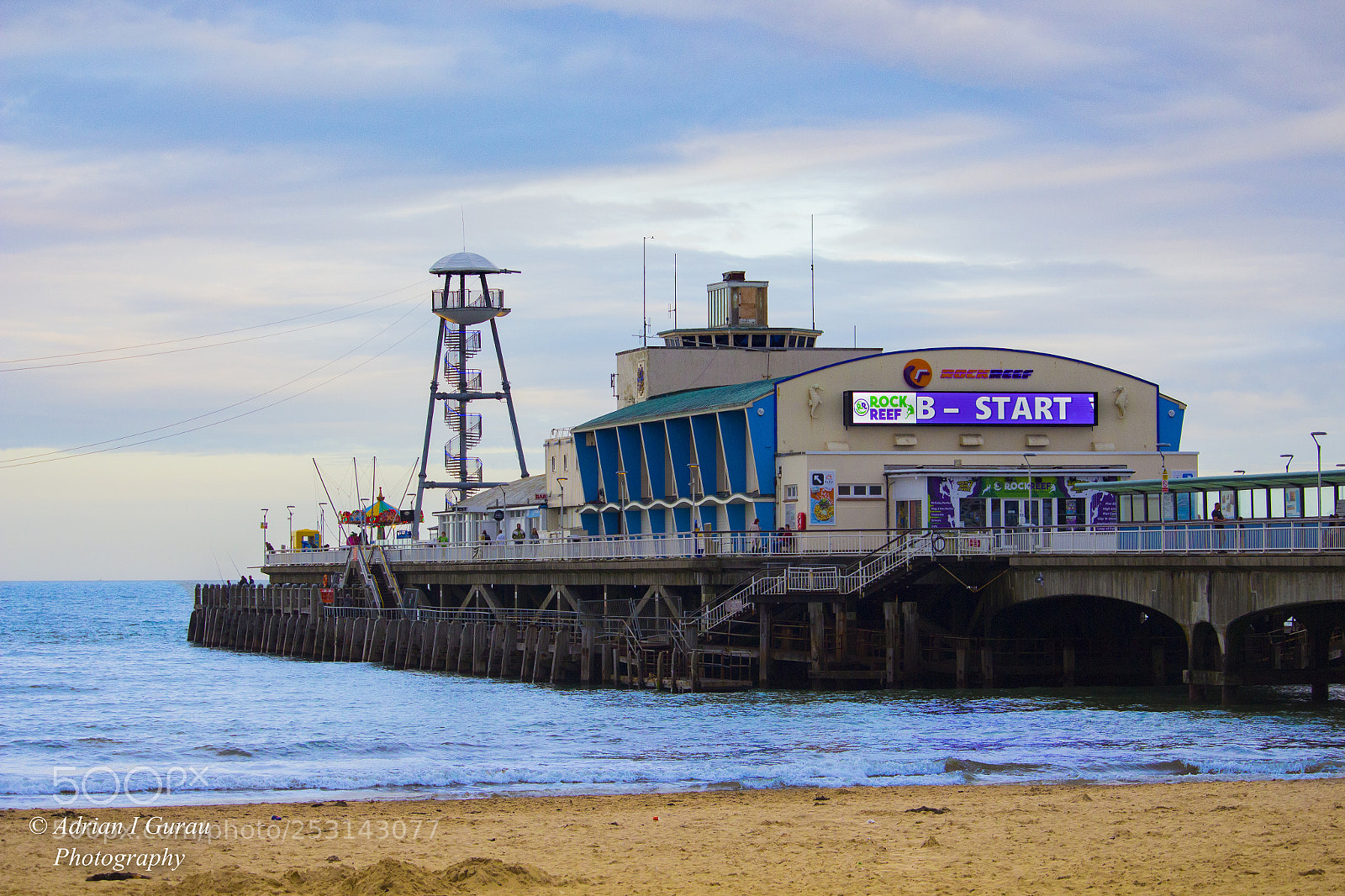 Canon EOS 700D (EOS Rebel T5i / EOS Kiss X7i) sample photo. Bournemouth pier photography