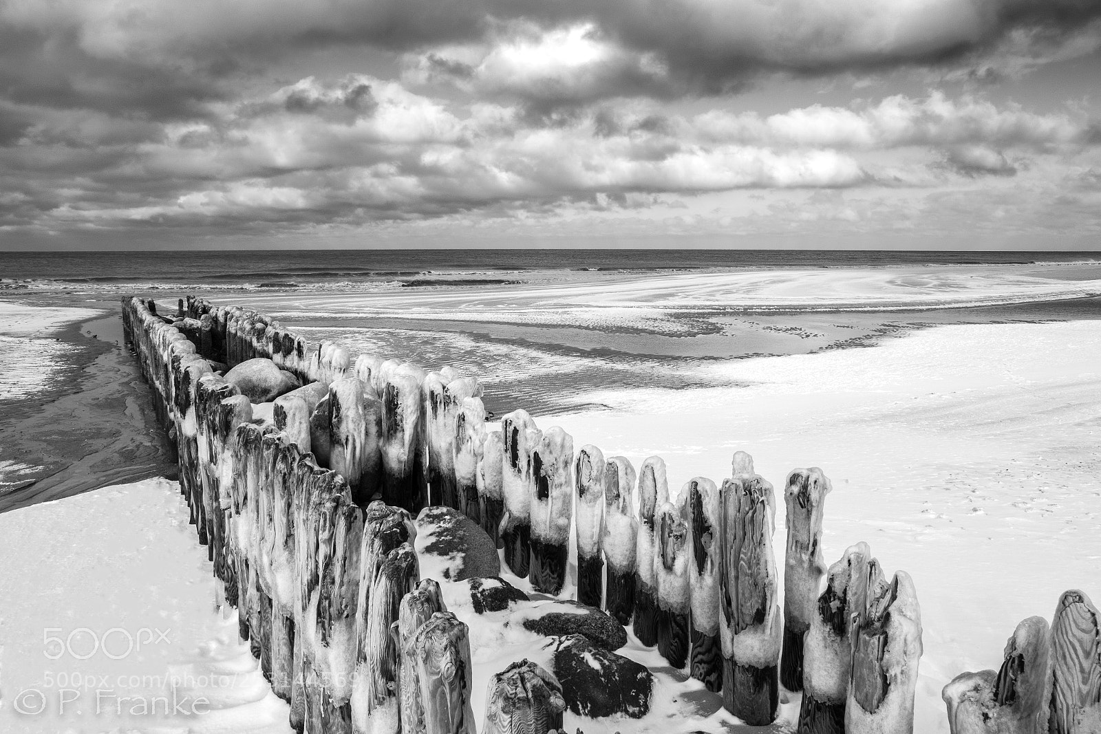 Canon EOS 7D Mark II sample photo. Sylt buhne eis photography