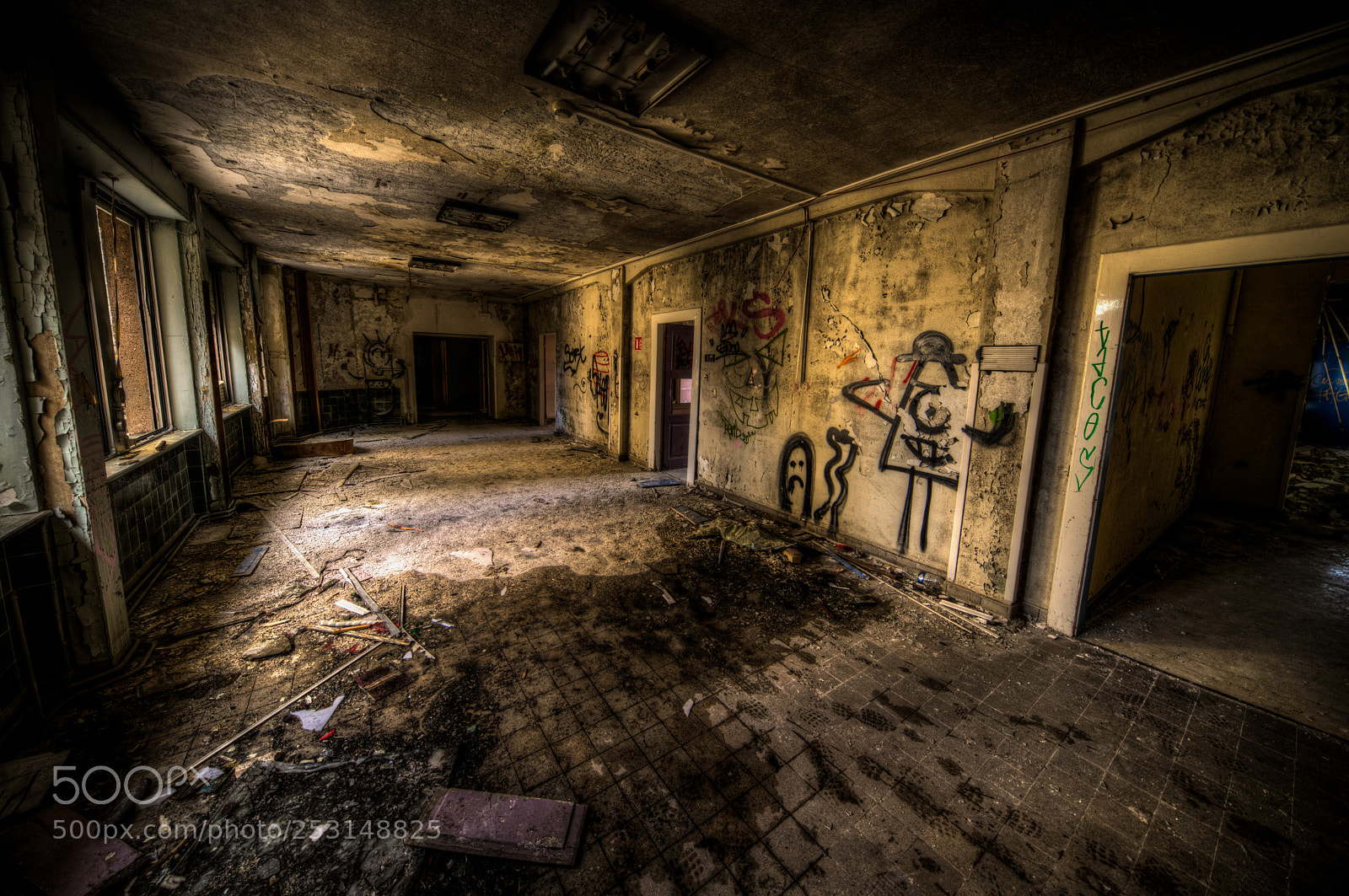 Sony a7R II sample photo. Empty hall photography