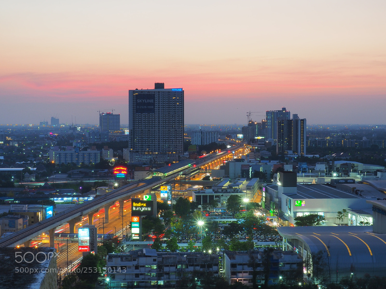 Olympus OM-D E-M5 II sample photo. Bangkok sunset view photography
