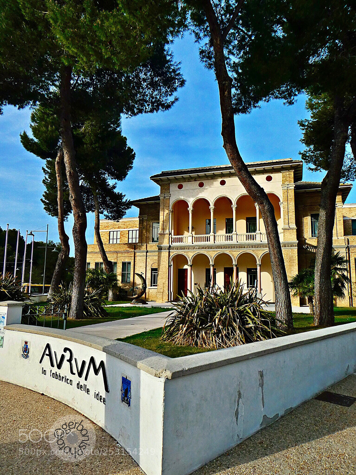 Panasonic Lumix DC-ZS70 (Lumix DC-TZ90) sample photo. Aurum - la fabbrica photography