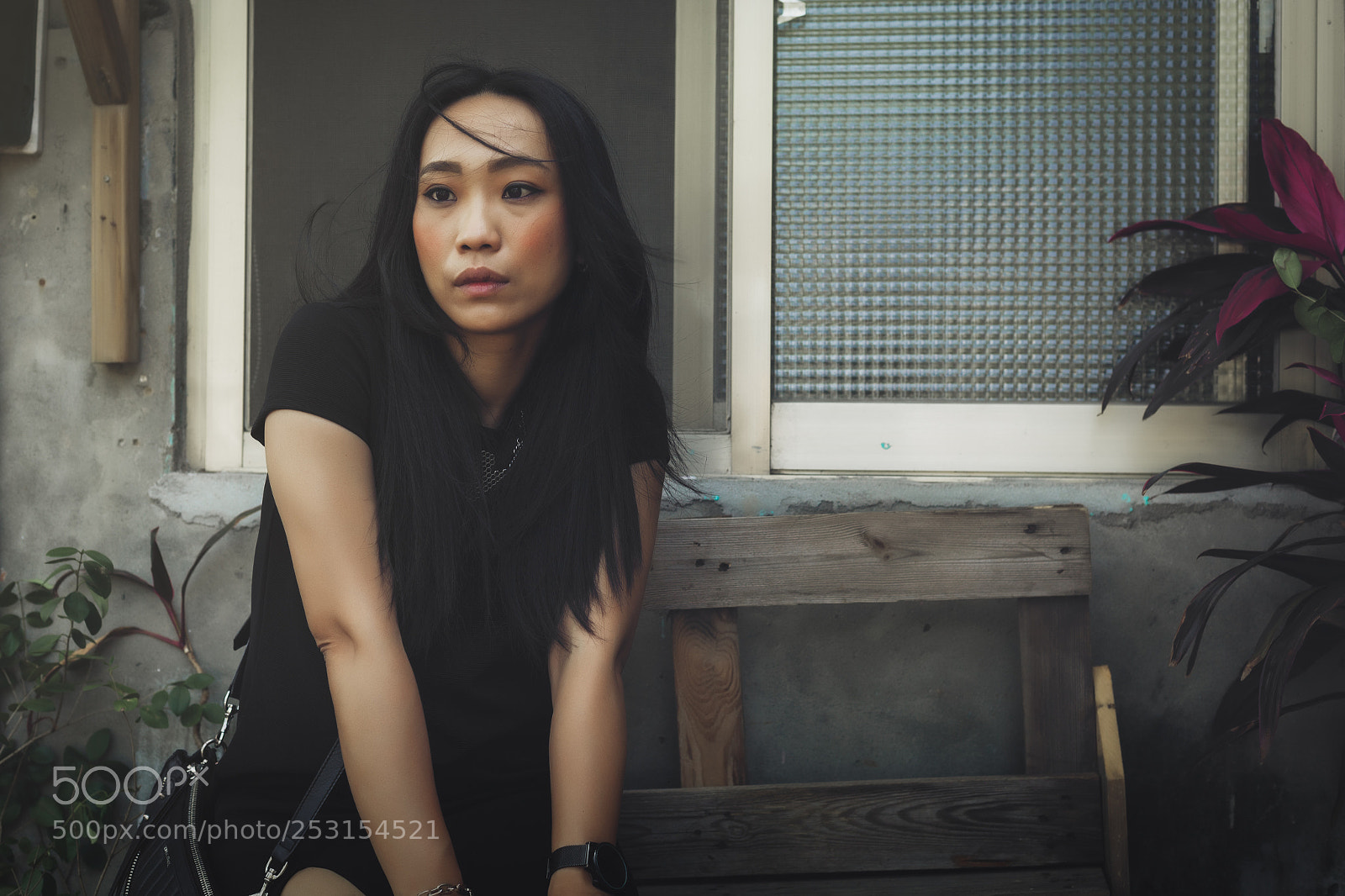 Canon EOS 5D Mark II sample photo. Beauty on an old photography