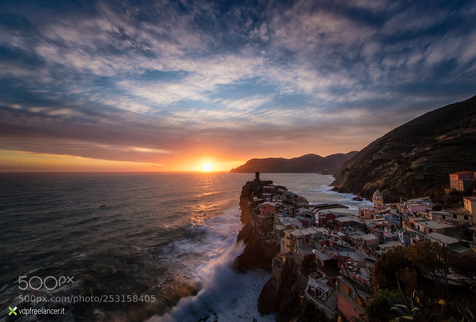 Canon EOS 5DS sample photo. Vernazza photography