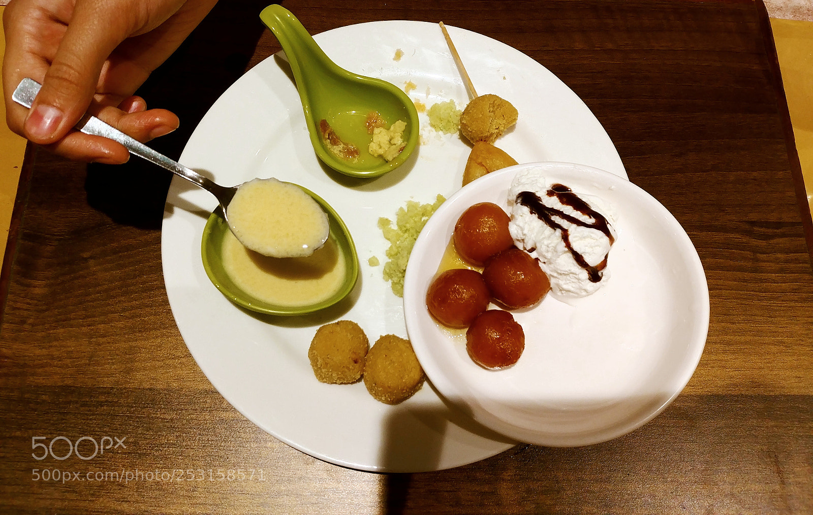 LG G6 sample photo. Desserts photography