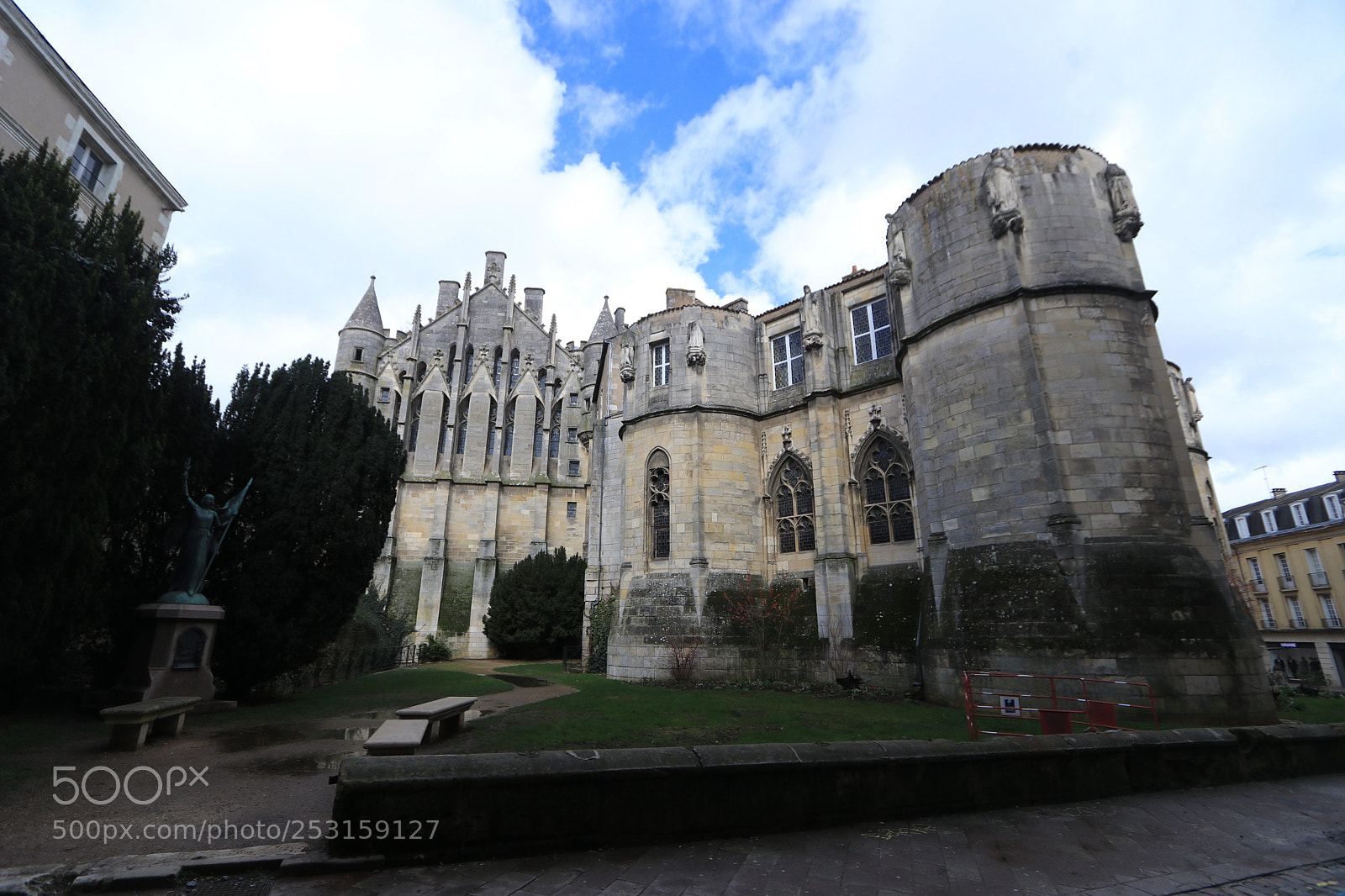 Canon EOS 80D sample photo. Palacio de justicia de photography