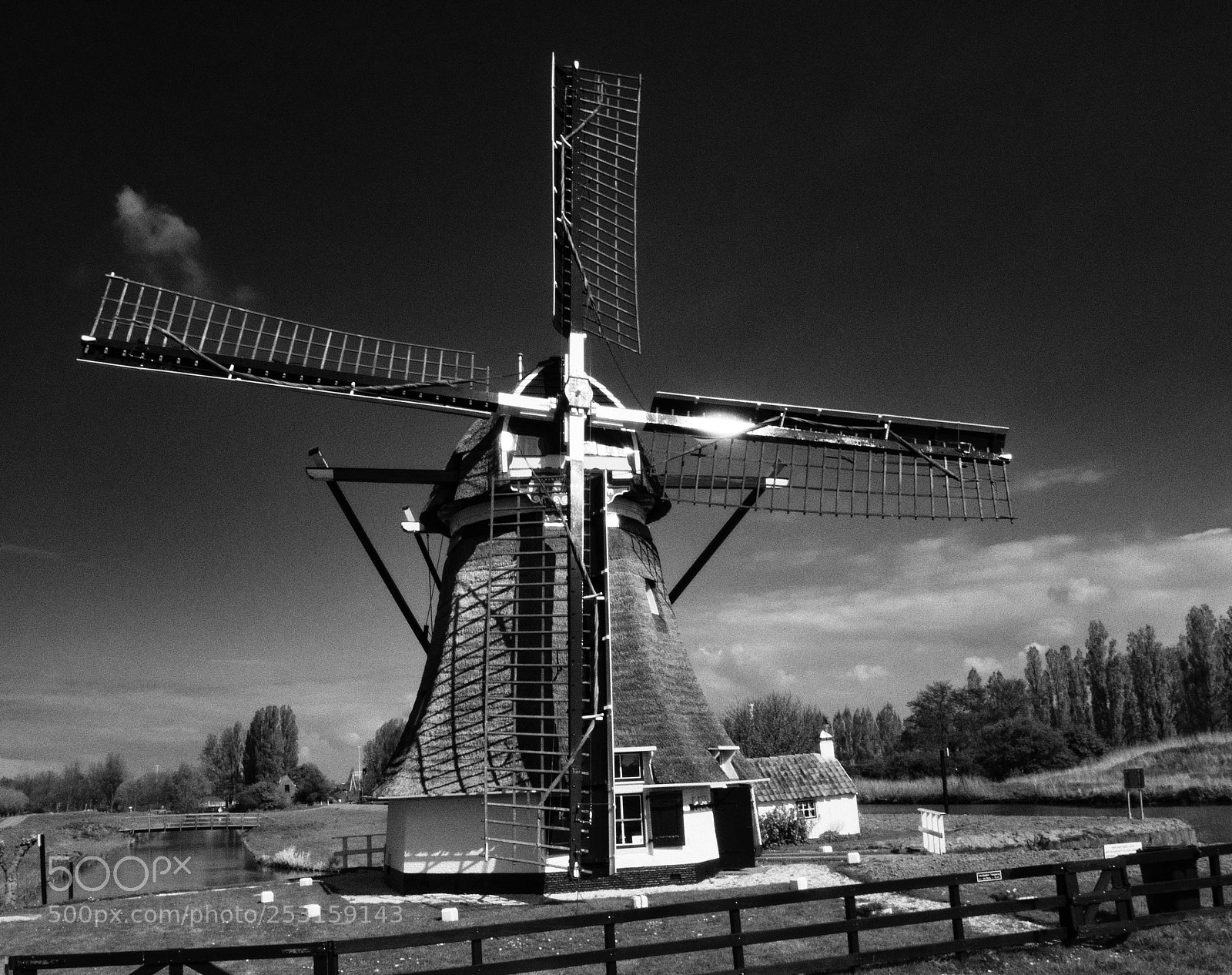 Olympus OM-D E-M5 sample photo. Windmill photography