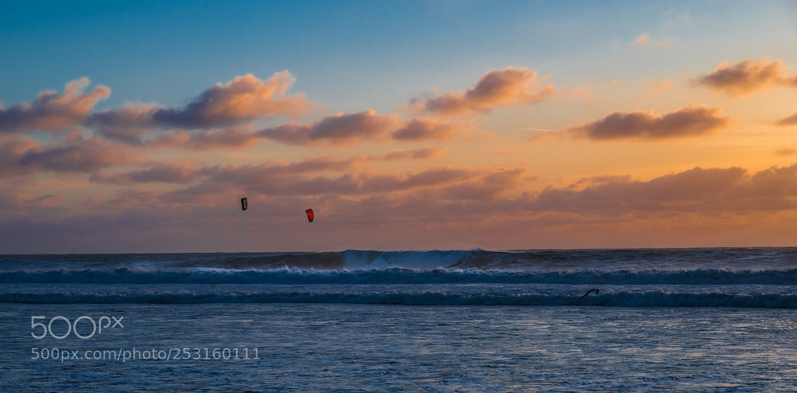 Pentax K-1 sample photo. Kite surfers photography