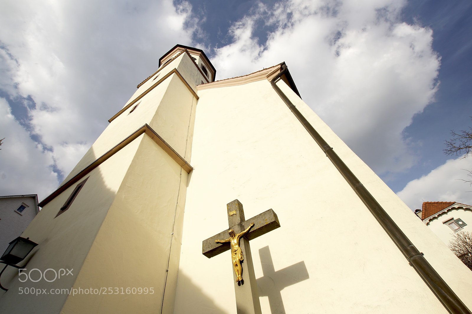Sony ILCA-77M2 sample photo. Kirche mit kreuz photography
