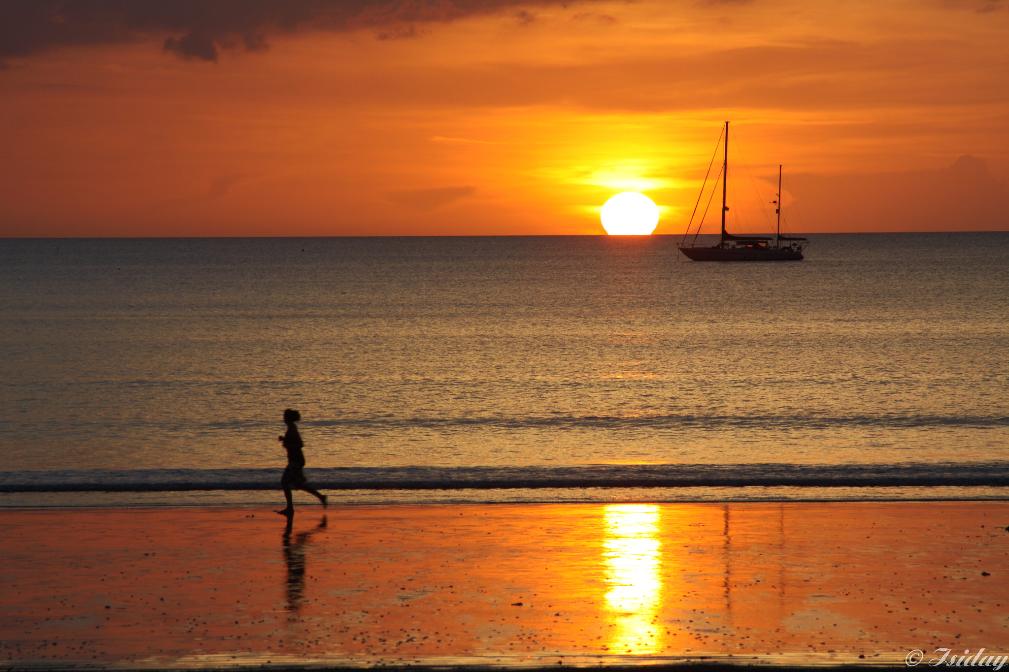 Canon EOS 50D + Canon EF 28-135mm F3.5-5.6 IS USM sample photo. Coucher de soleil à koh lanta thailande photography