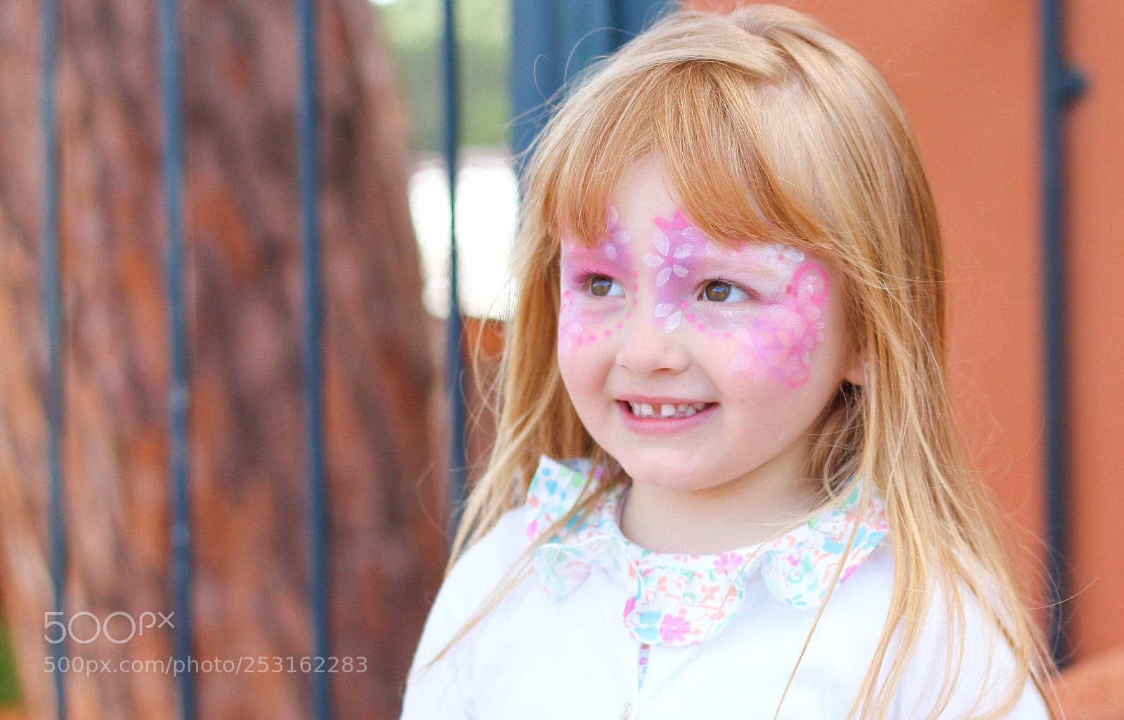 Canon EOS 1300D (EOS Rebel T6 / EOS Kiss X80) sample photo. Golden girl photography