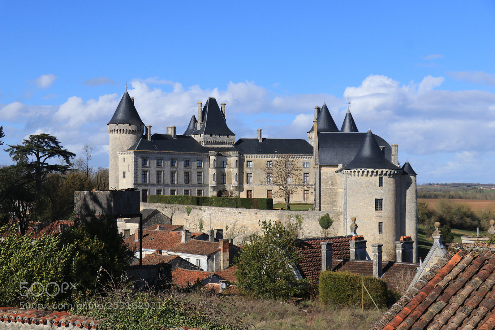 Canon EOS 80D sample photo. Castillo de verteuil-sur-charente (16) | francia photography