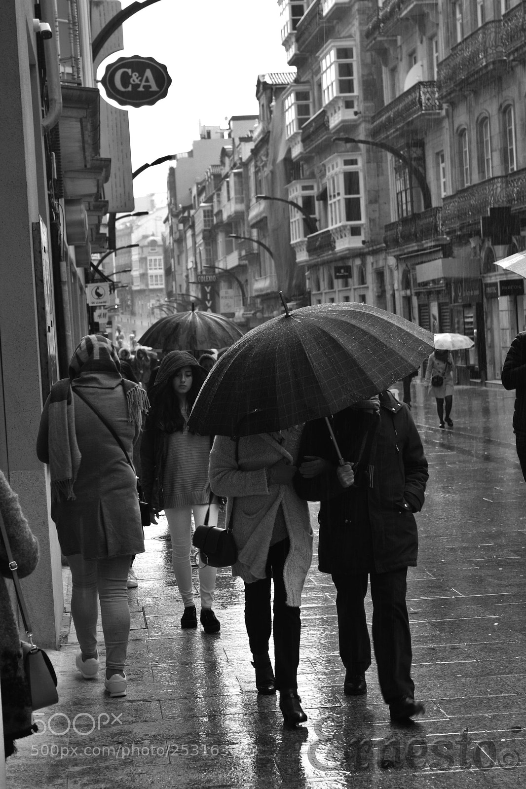 Canon EOS 1200D (EOS Rebel T5 / EOS Kiss X70 / EOS Hi) sample photo. Principe lloviendo photography