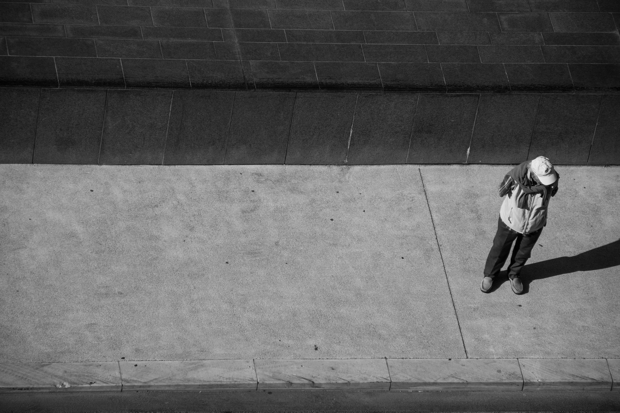 Nikon 1 V2 sample photo. Waiting photography