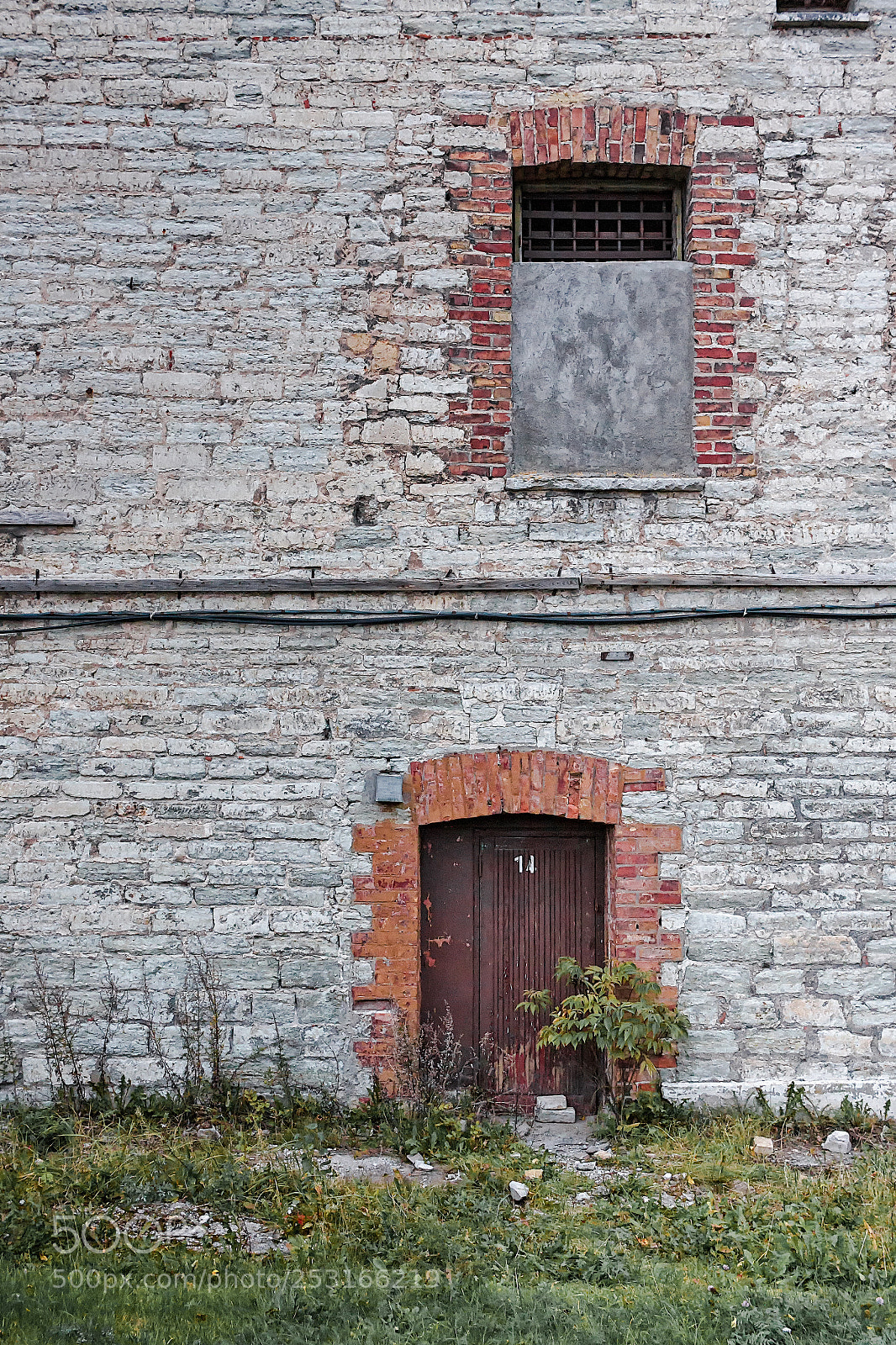 Canon EOS 50D sample photo. Door and window at photography