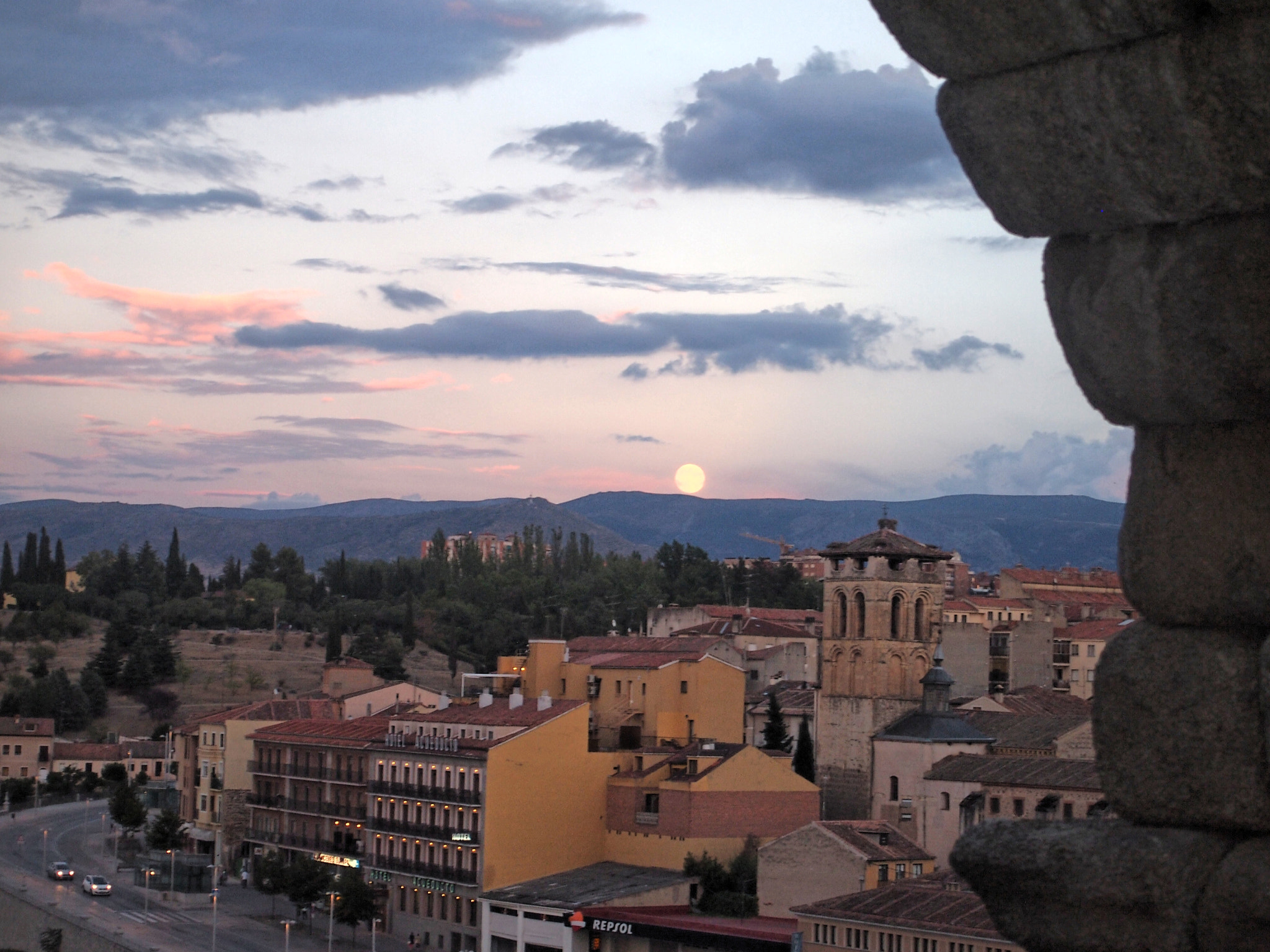 Olympus PEN E-PM1 sample photo. Atardecer segoviano photography