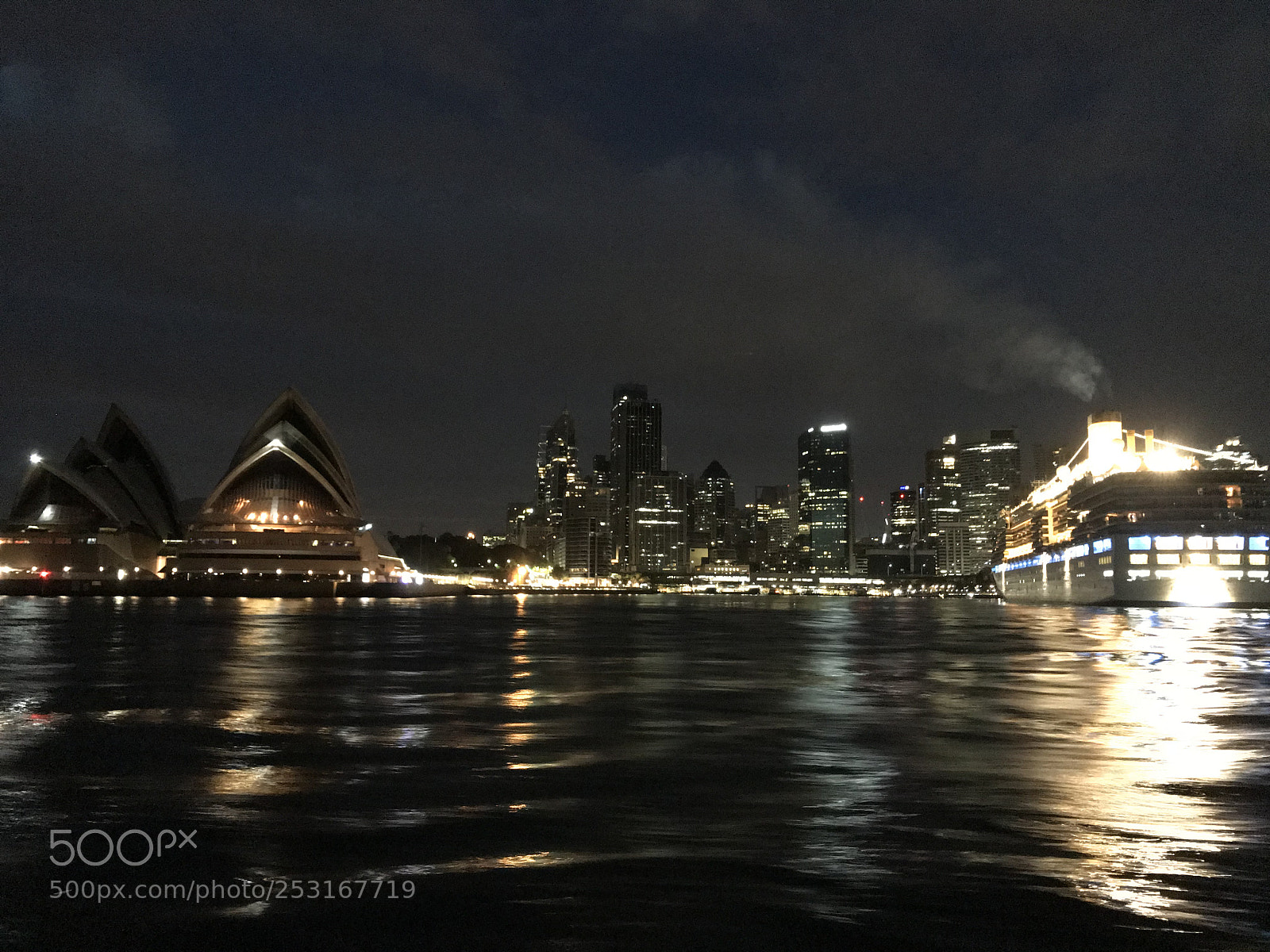 Apple iPhone 7 sample photo. Sydney harbour before sunrise  photography
