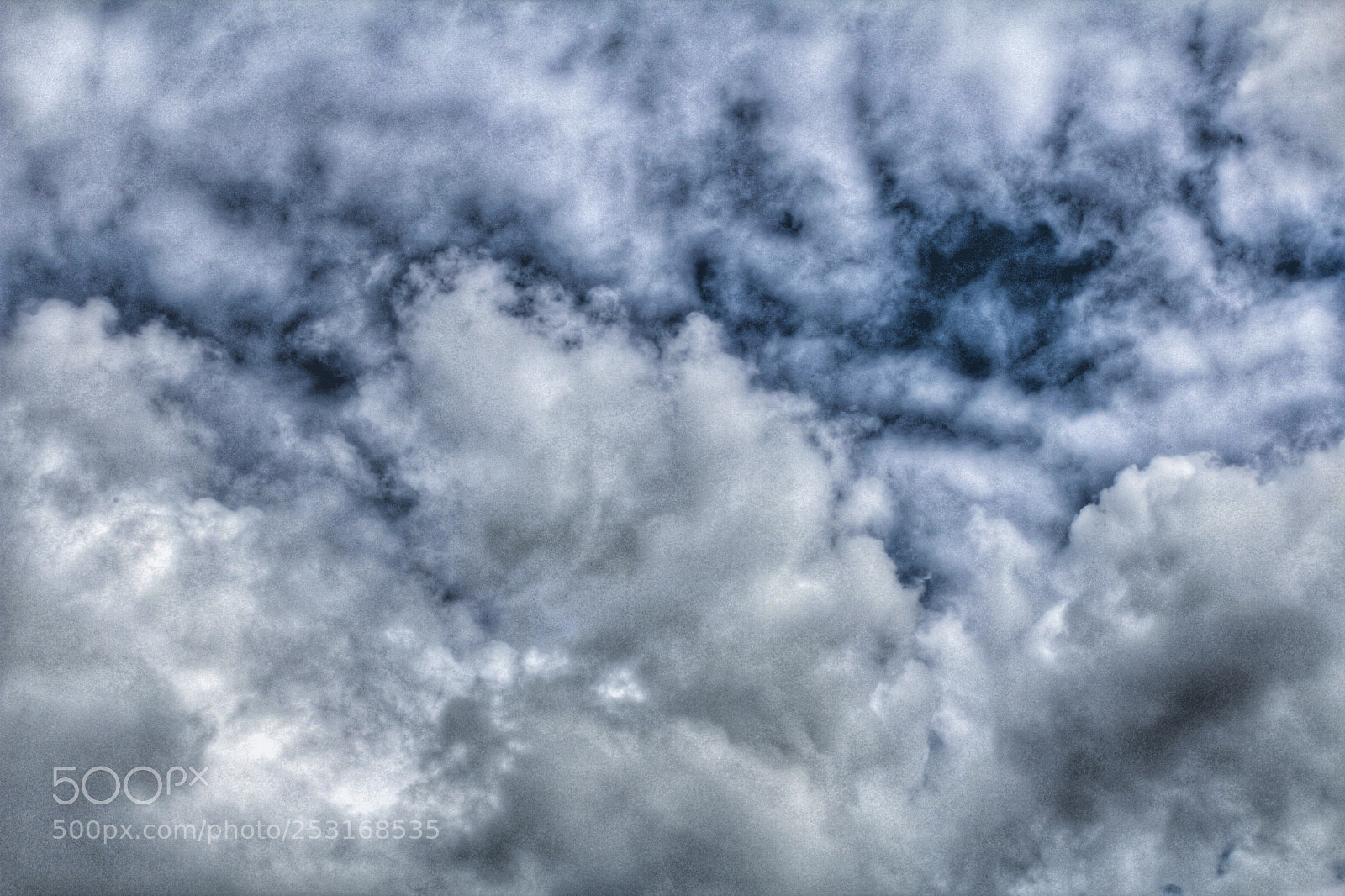 Canon EOS 600D (Rebel EOS T3i / EOS Kiss X5) sample photo. Cloud photography