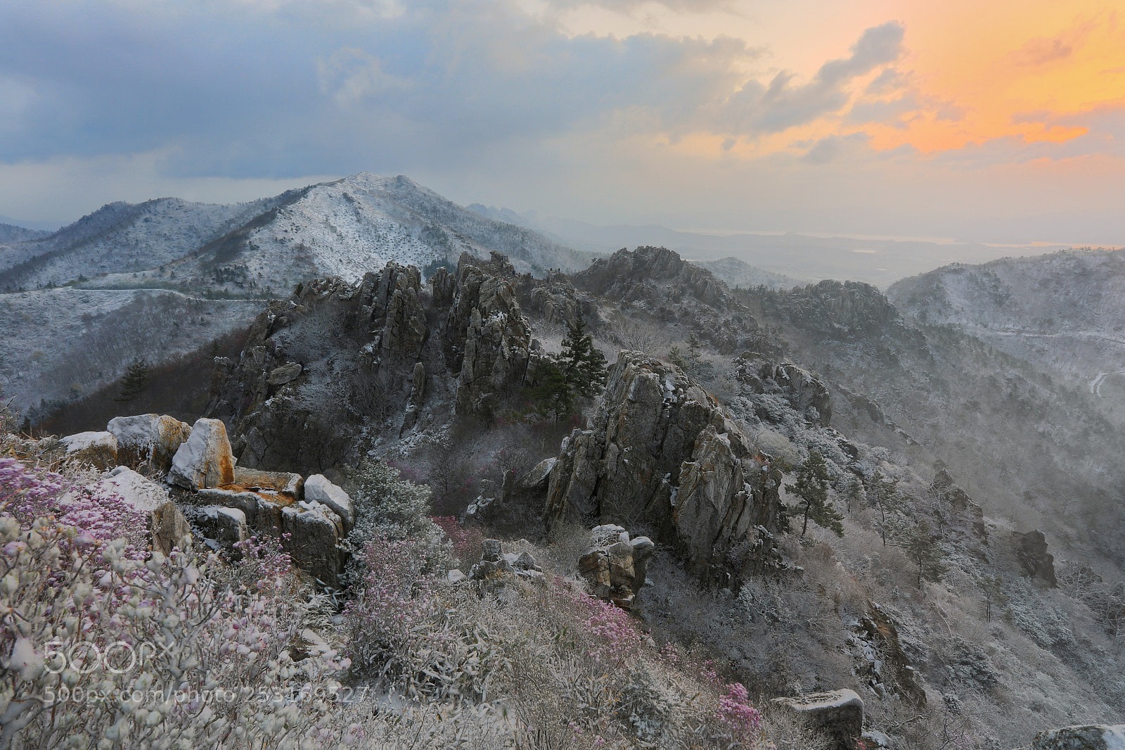 Canon EOS 5D Mark IV sample photo. Jujak mountain photography