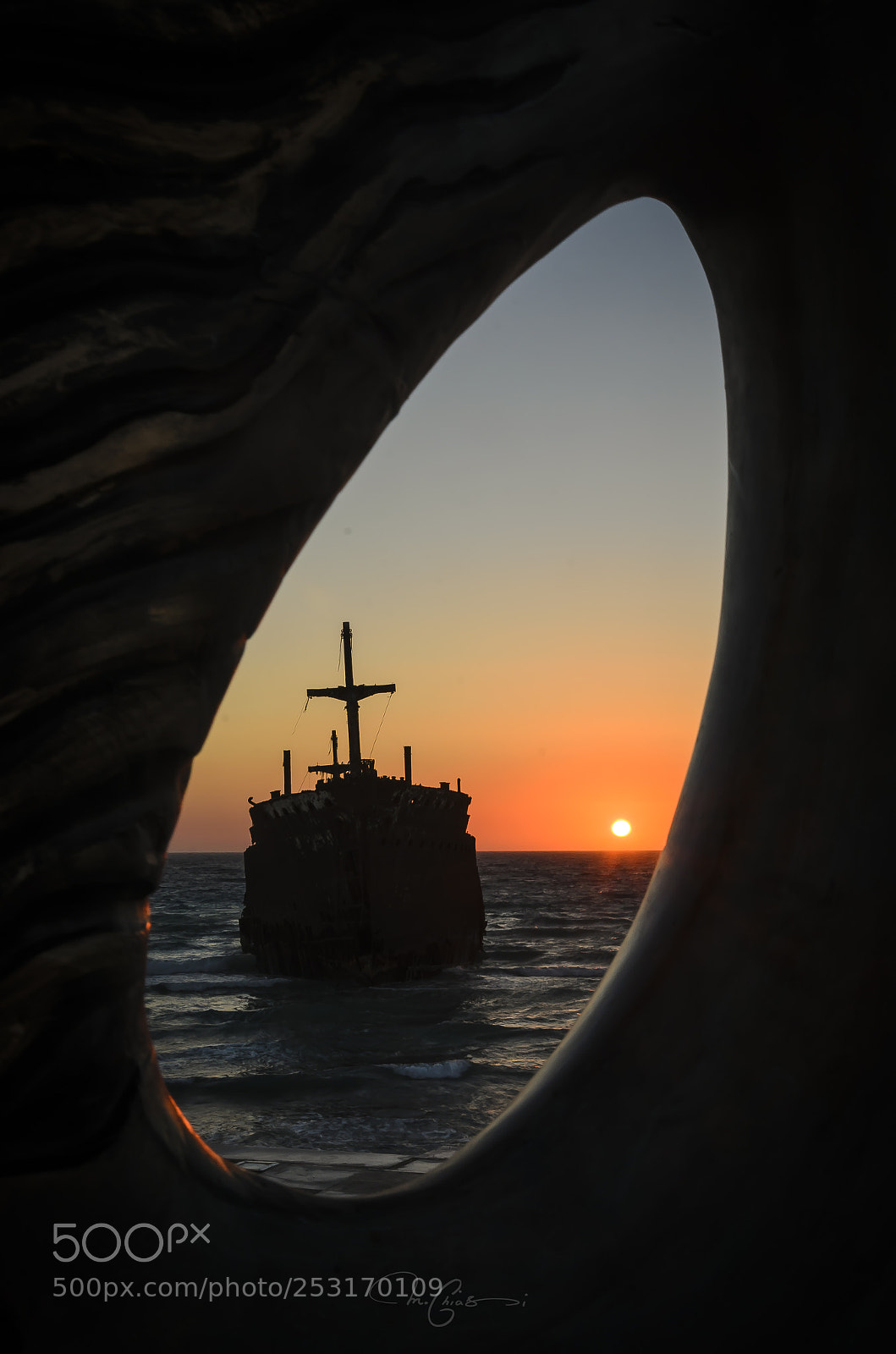 Nikon D7000 sample photo. Greece ship photography