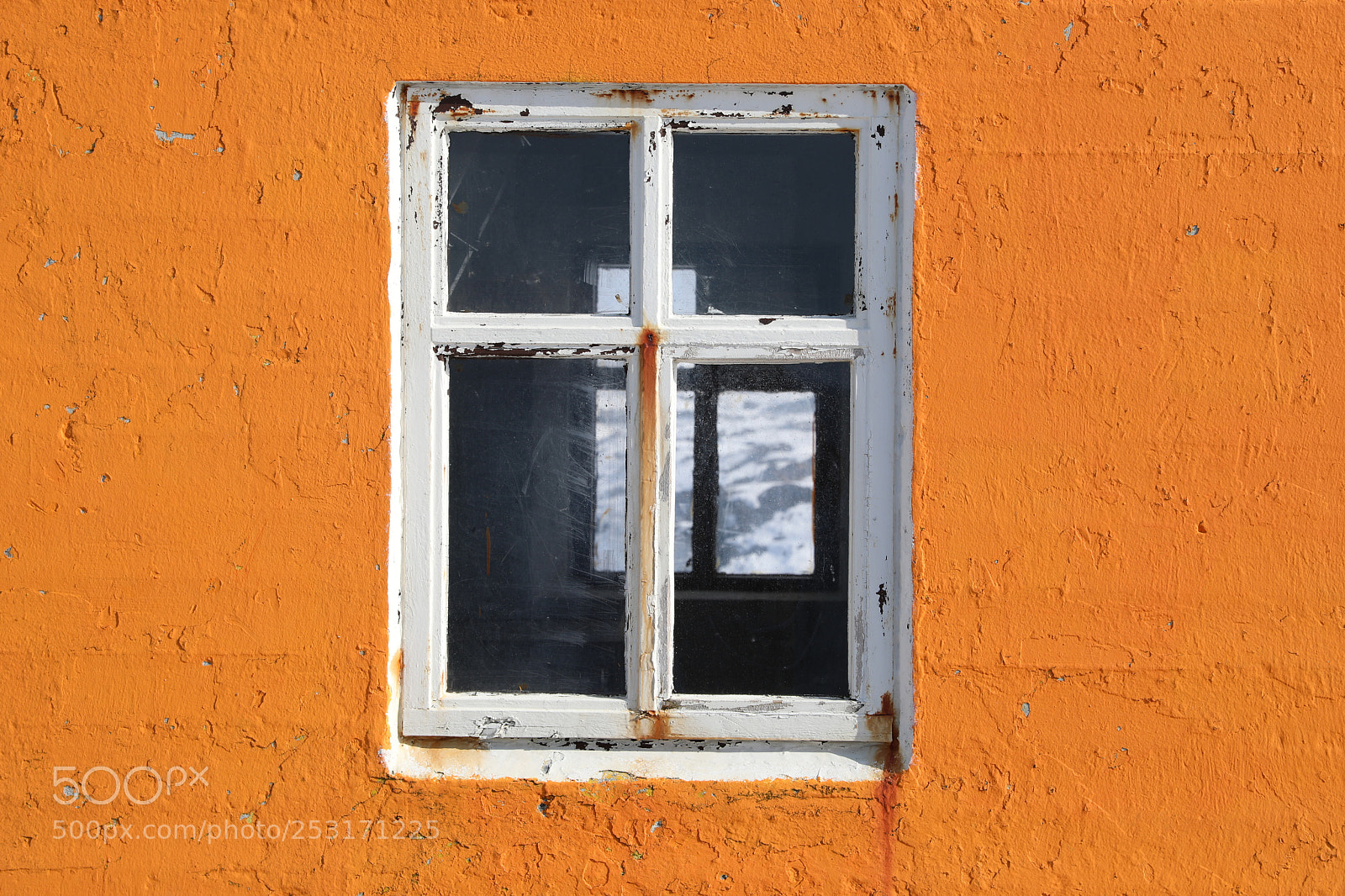 Canon EF 24-70mm F2.8L II USM sample photo. Window photography