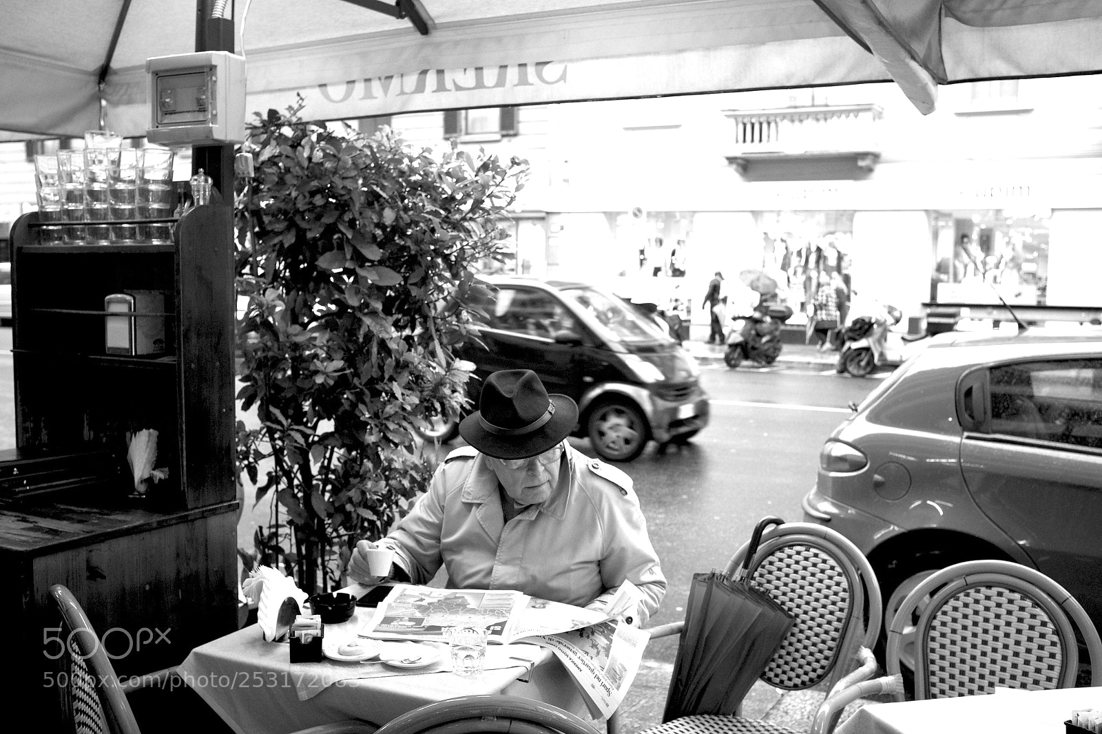 Fujifilm X100S sample photo. Espresso break photography