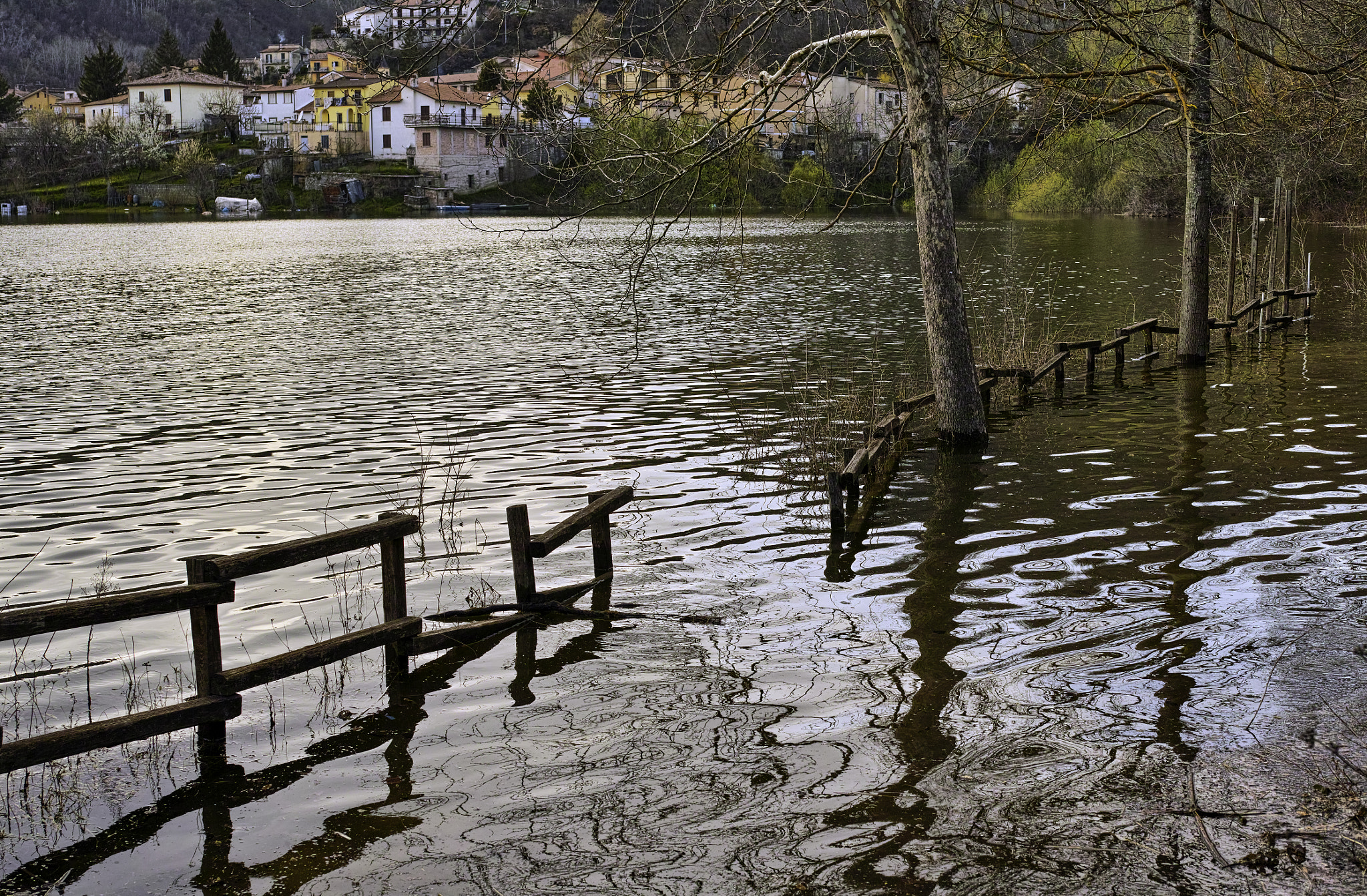 Sigma DP2 Merrill sample photo. Lago del salto photography