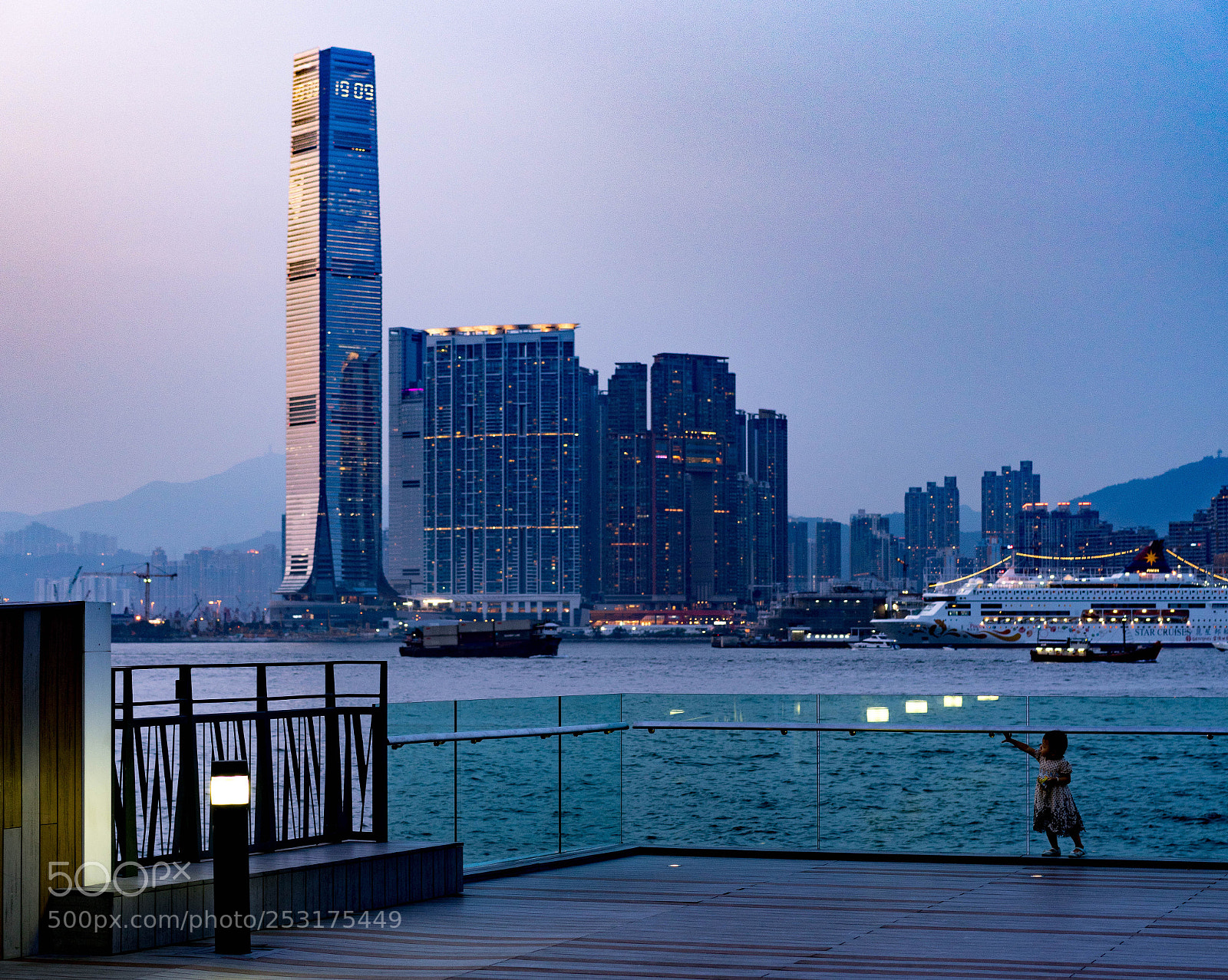 Sony a7R II sample photo. Aspiration photography