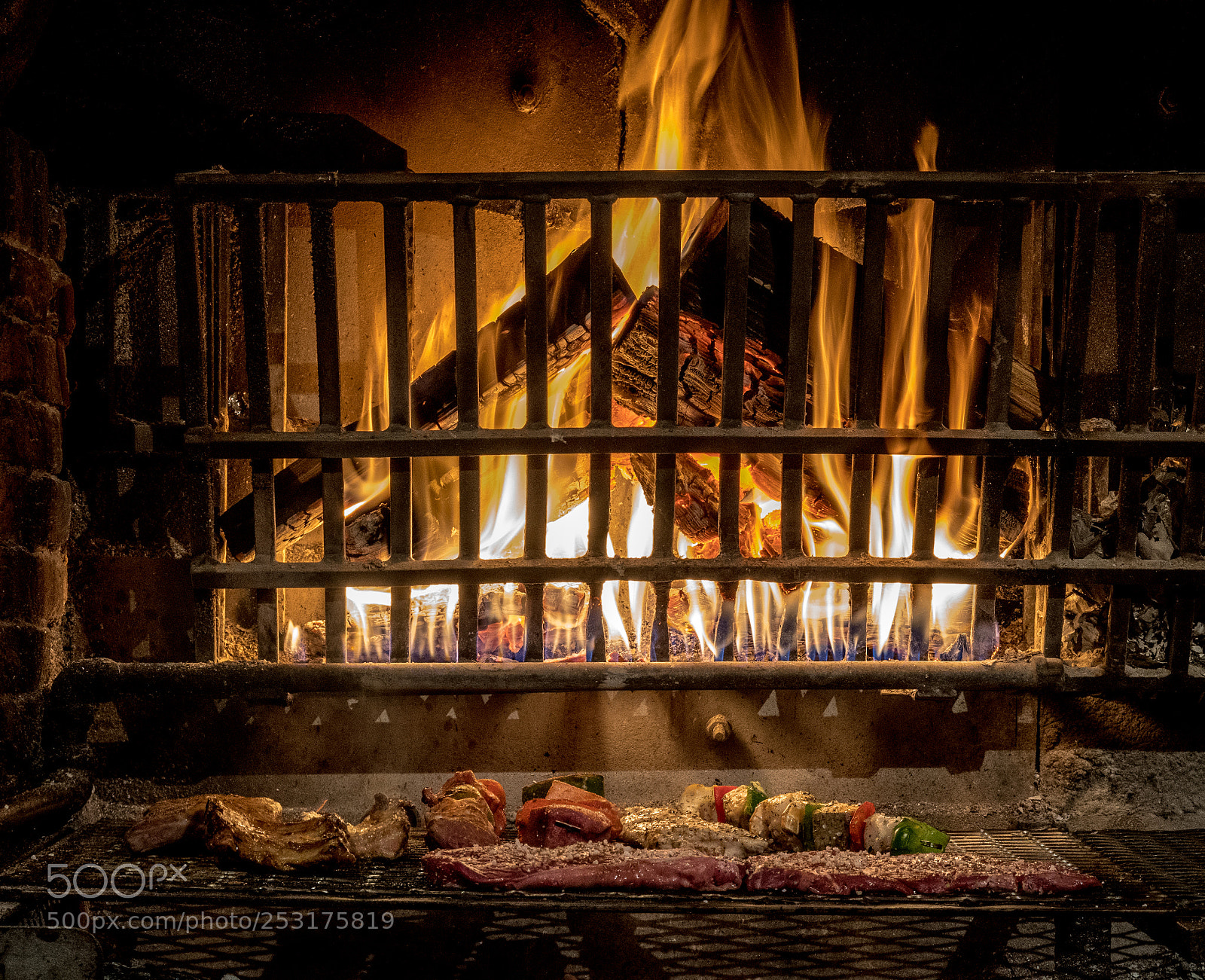 Nikon D500 sample photo. Cooking some meat photography