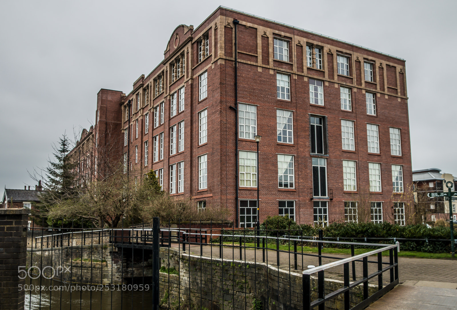 Canon EOS 70D sample photo. Small bridge to trencherfield photography