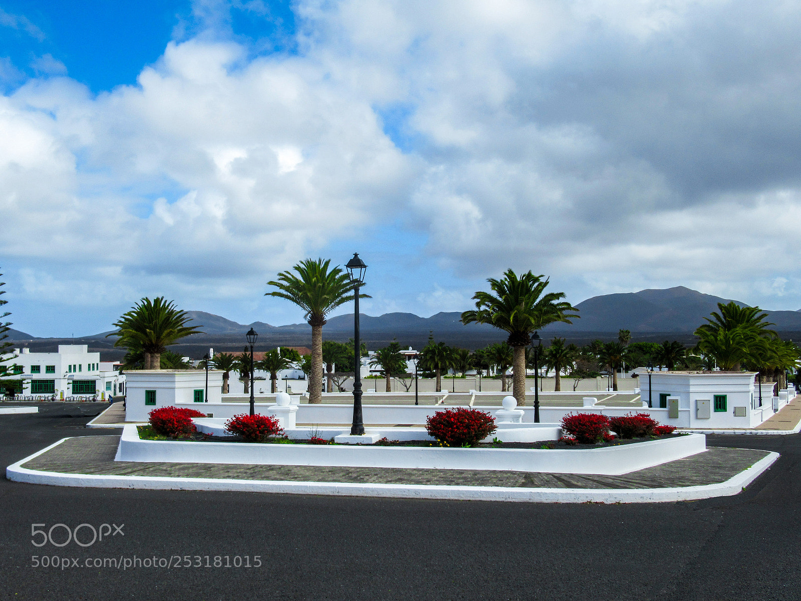 Canon PowerShot SX620 HS sample photo. Plaza in yaiza photography