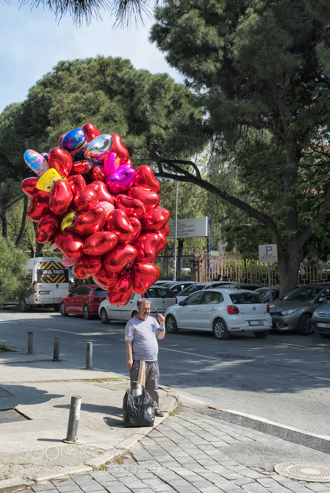 Fujifilm X-T2 sample photo. Baloon seller dscf0573-1.jpg photography
