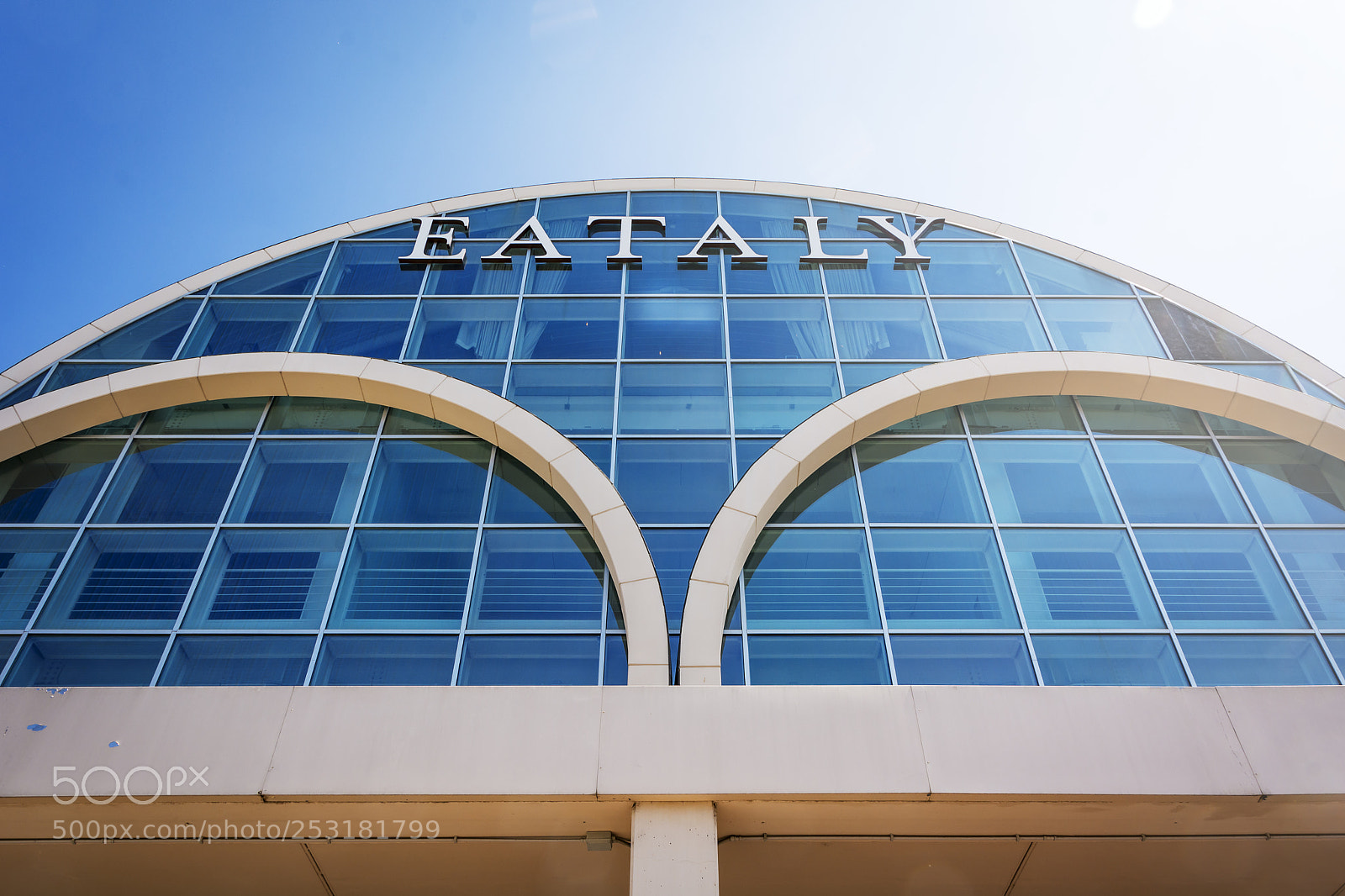 Nikon D7100 sample photo. Exterior glass facade of photography