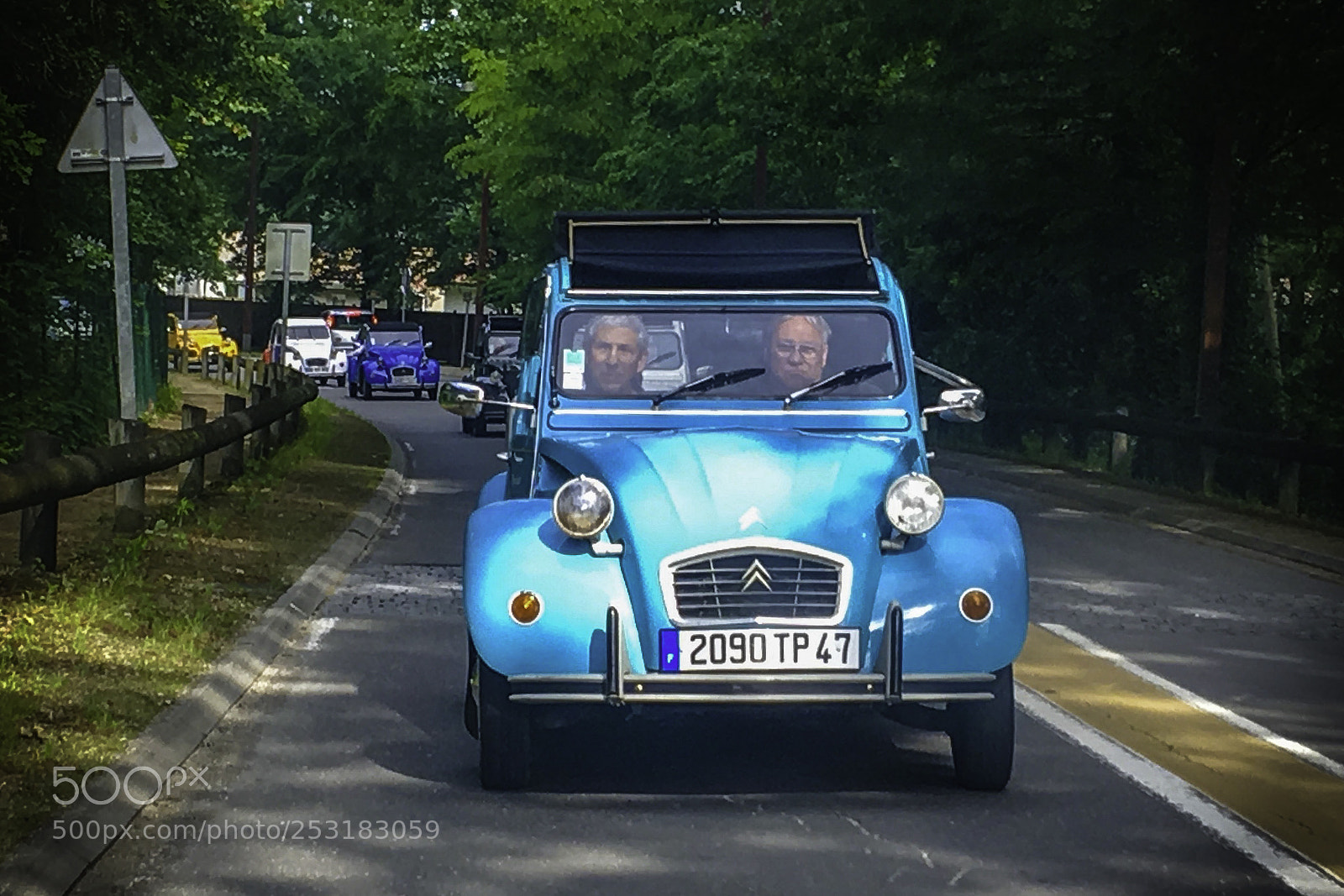 Apple iPhone 6s Plus sample photo. Touring france in style photography