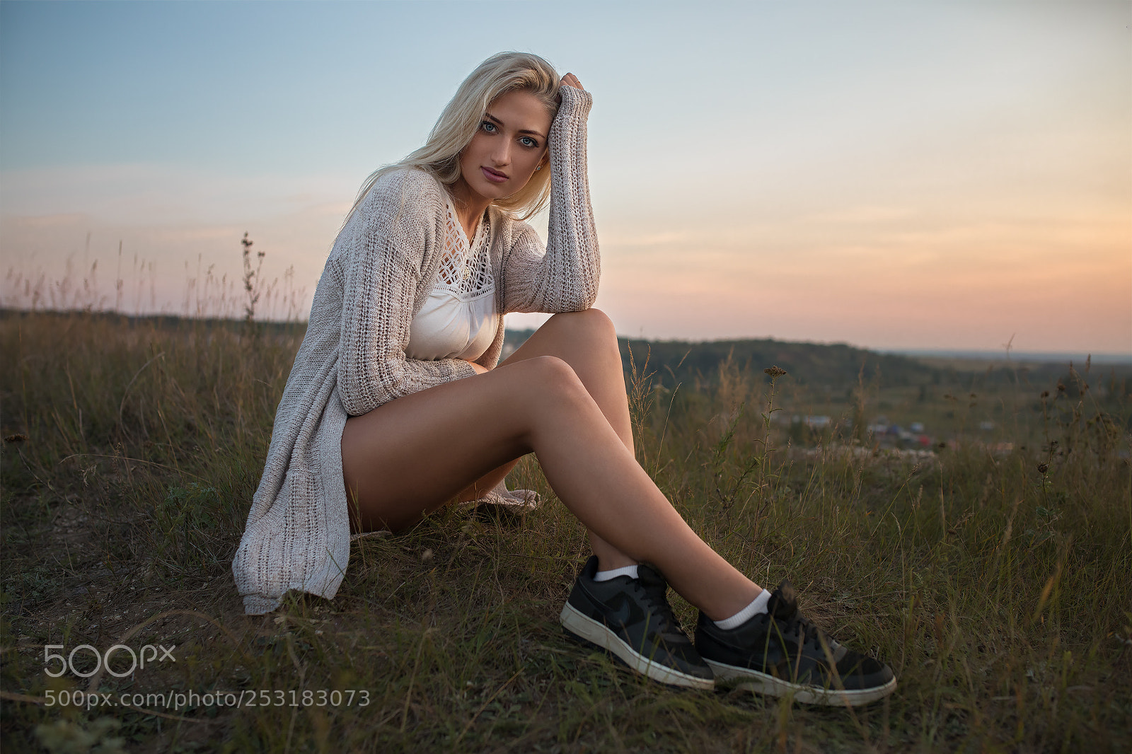 Canon EOS 5D Mark IV sample photo. Lisa photography