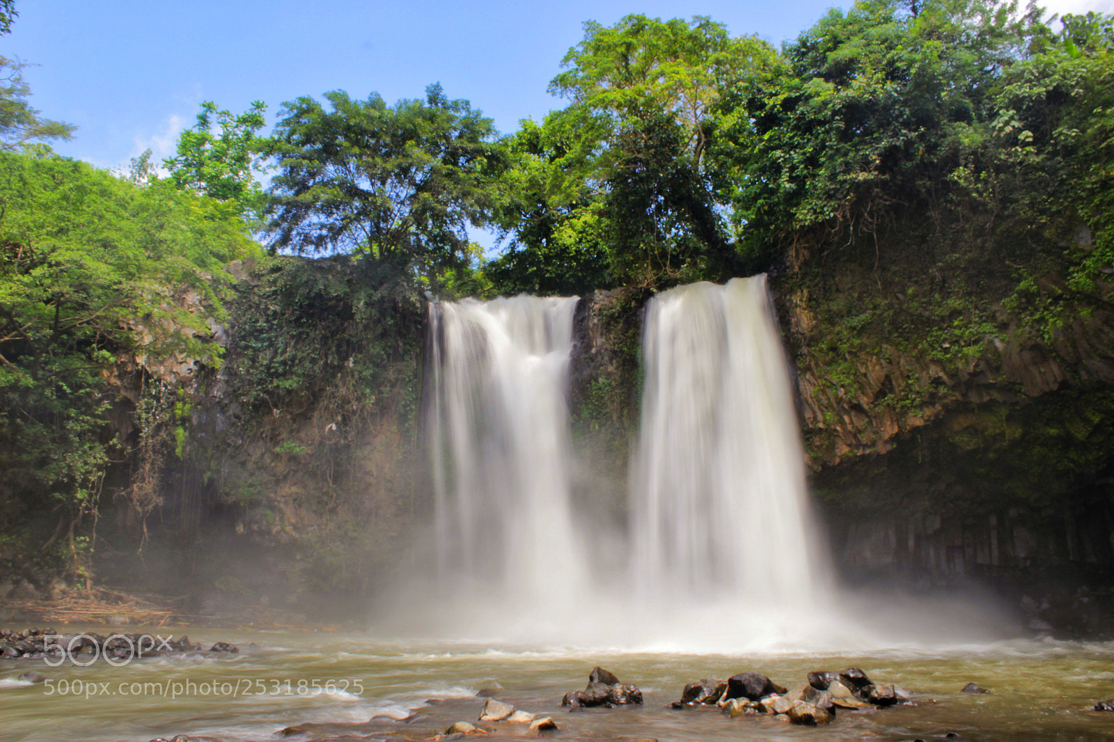 Canon EOS 1200D (EOS Rebel T5 / EOS Kiss X70 / EOS Hi) sample photo. Air terjun bengkawah, indonesia photography