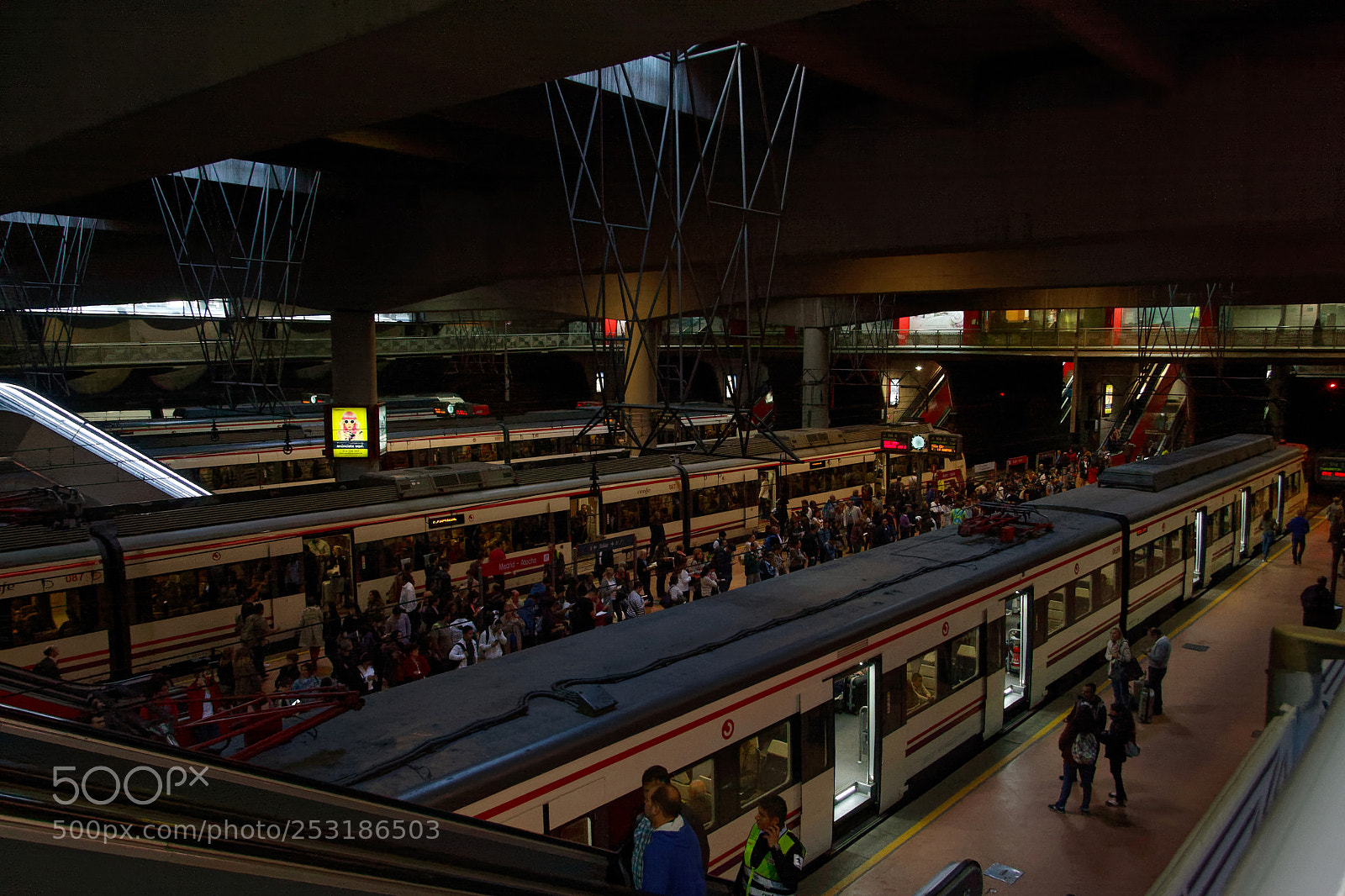 Canon EOS 40D sample photo. Atocha photography