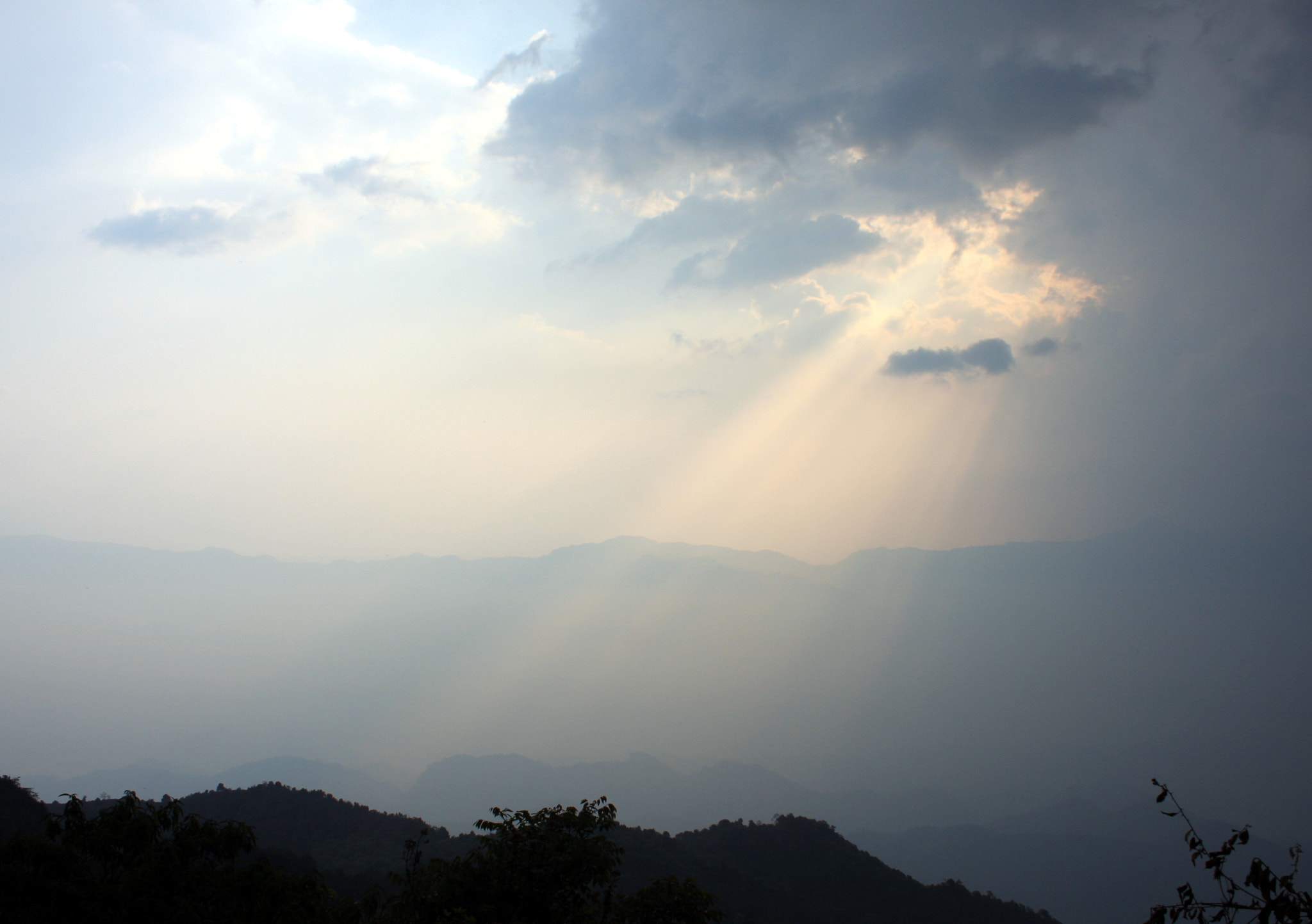 Canon EF-S 18-55mm F3.5-5.6 IS sample photo. Sunrise! photography