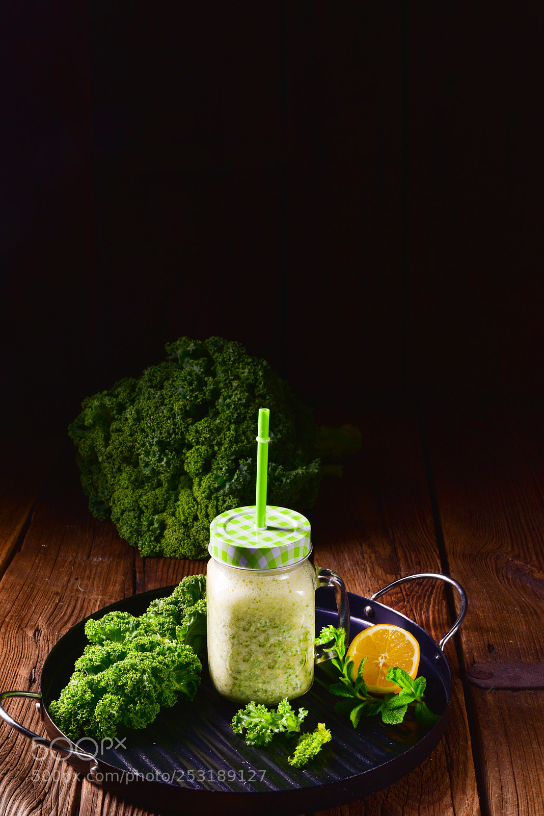Nikon D810 sample photo. Kale banana smoothie photography