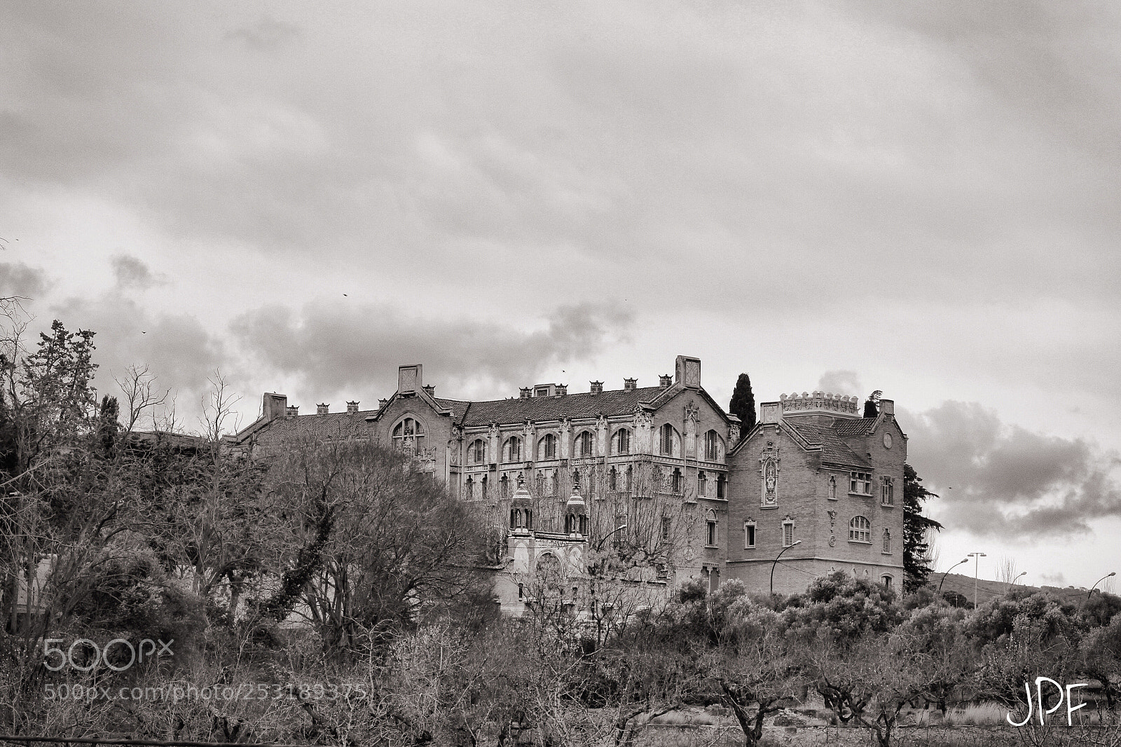 Canon EOS 700D (EOS Rebel T5i / EOS Kiss X7i) sample photo. Psychiatric hospital pere mata photography