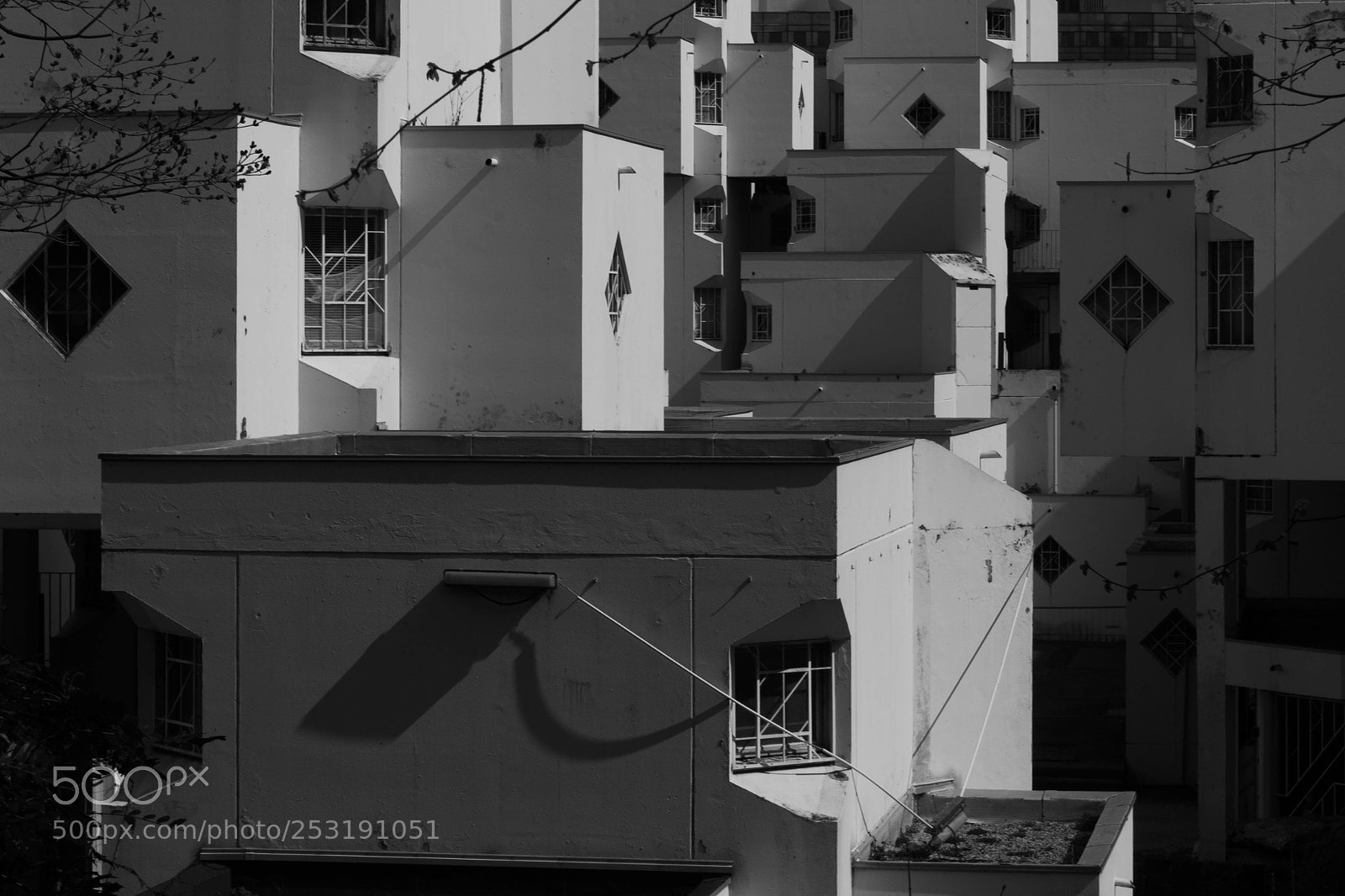 Canon EOS 1100D (EOS Rebel T3 / EOS Kiss X50) sample photo. Building in nanterre photography
