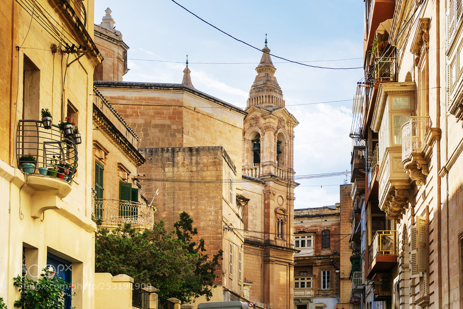Sony a6000 sample photo. Traditional cathedral view of photography